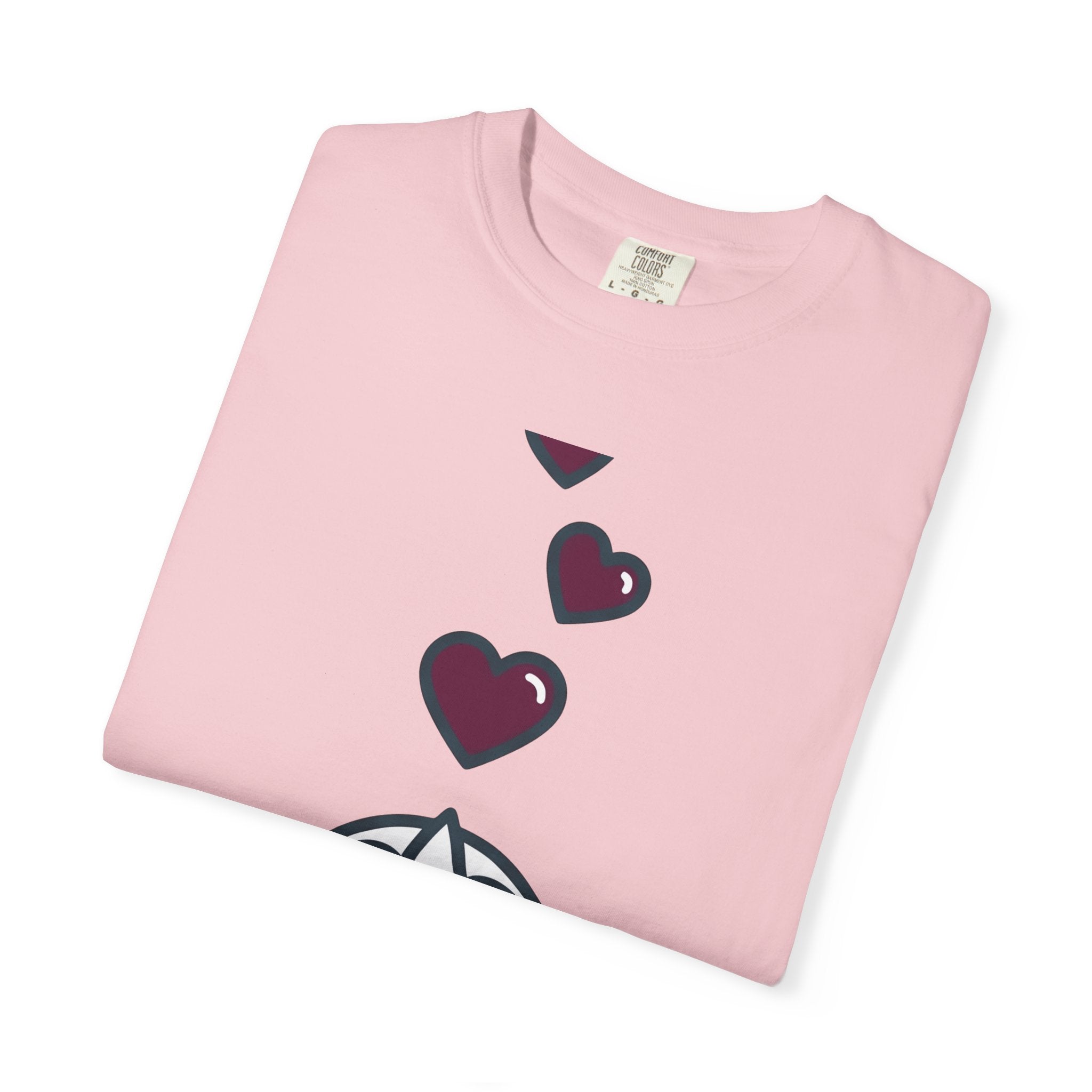 Penguin Art Shirt Animals Passion Gift Women Lovable Tee Penguin T-Shirt Wildlife Fan Cute Tshirt Love Graphic Sleek Heart Icons Tshirt