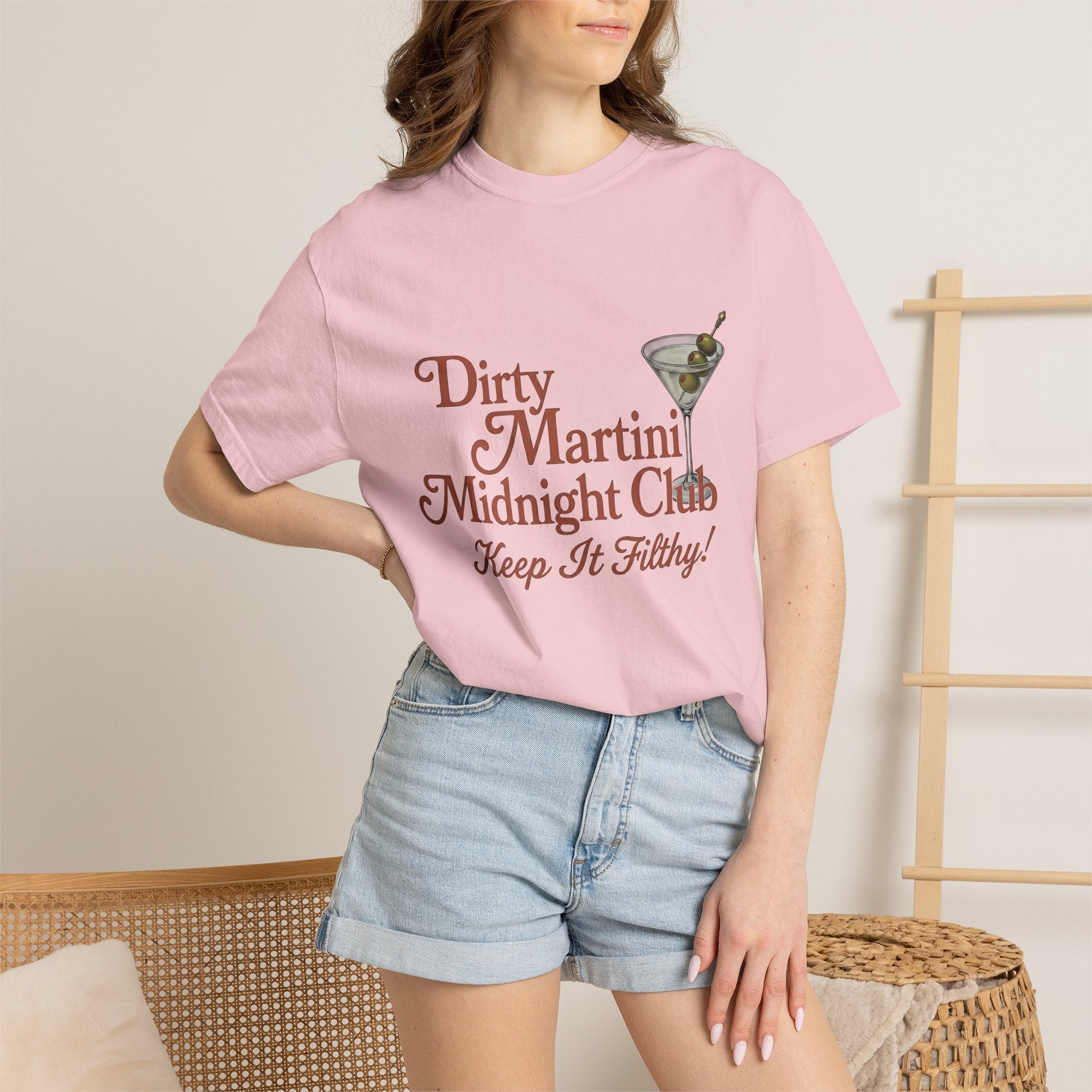 Martini Glass Shirt Drinks Liquor Gift Women Retro Tee Cocktail Glass T-Shirt Cocktail Fan Vintage Tshirt Liquor Graphic Hand Drawn Cocktail
