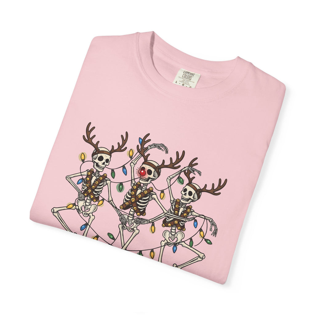 Skull Deer Shirt Christmas Satire Gift Women Animated Tee Antler T-Shirt Xmas Fan Cartoon Tshirt Parody Graphic Sketch Festive Lights Tshirt