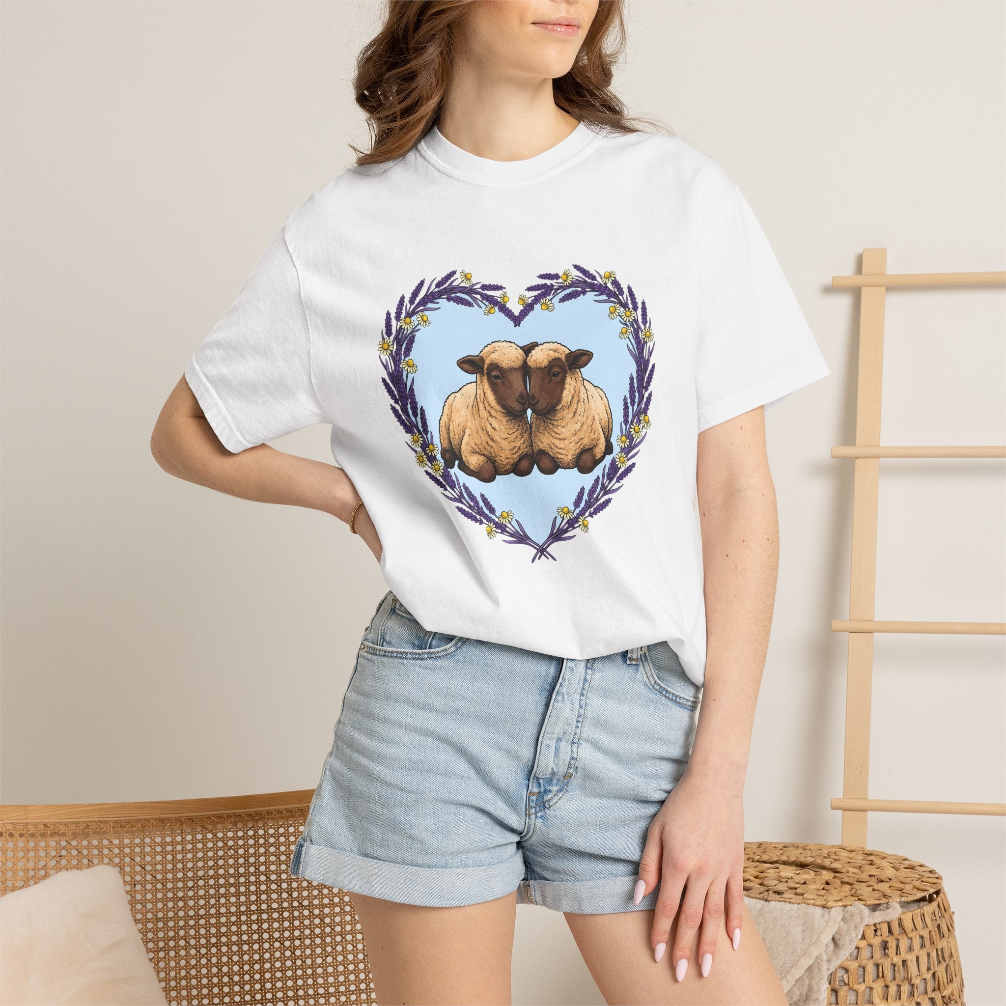 Sheep Couple Shirt Cute Pet Gift Women Sketch Tee Ewe T-Shirt Kawaii Fan Drawing Graphic Retro Flower Heart Tshirt