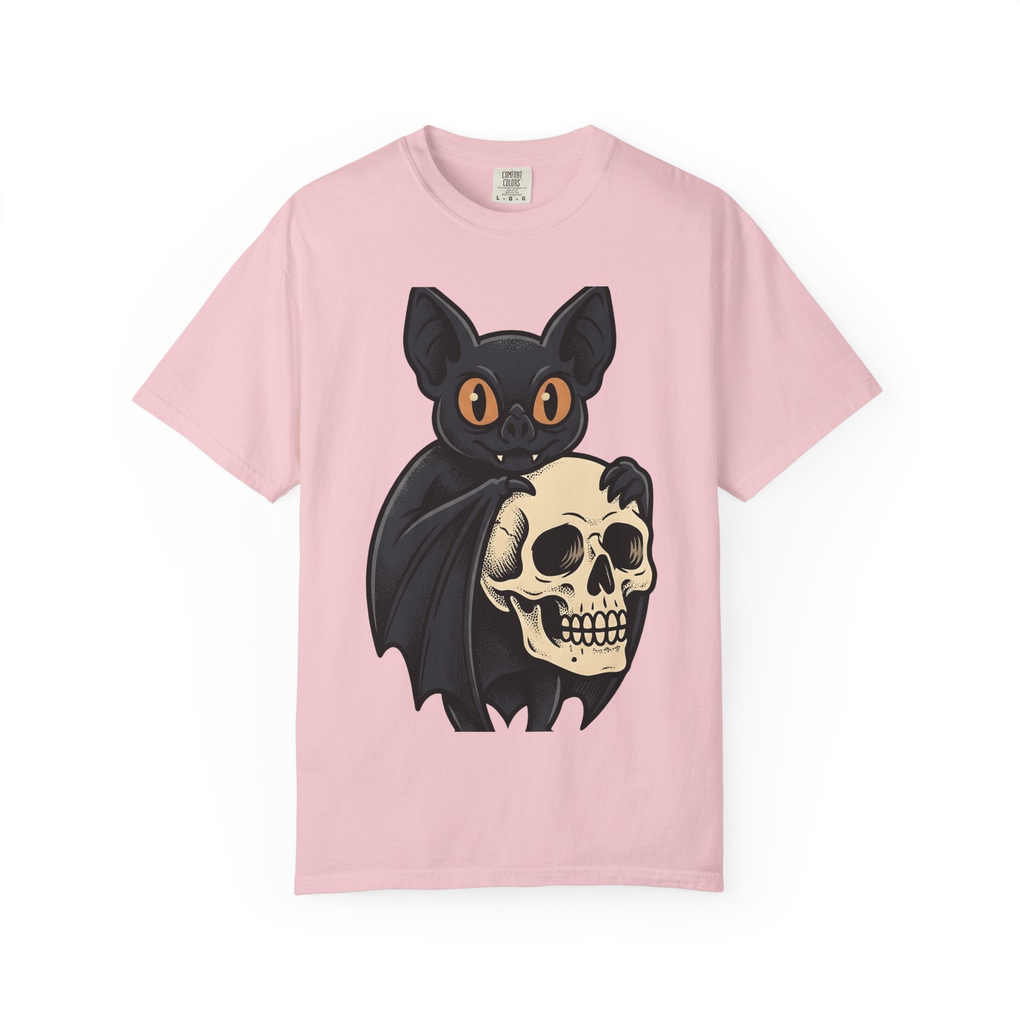 Bat Skull Shirt Halloween Gothic Gift Women Cartoon Tee Skull T-Shirt Horror Fan Spooky Tshirt Dark Graphic Vintage Eyes Tshirt
