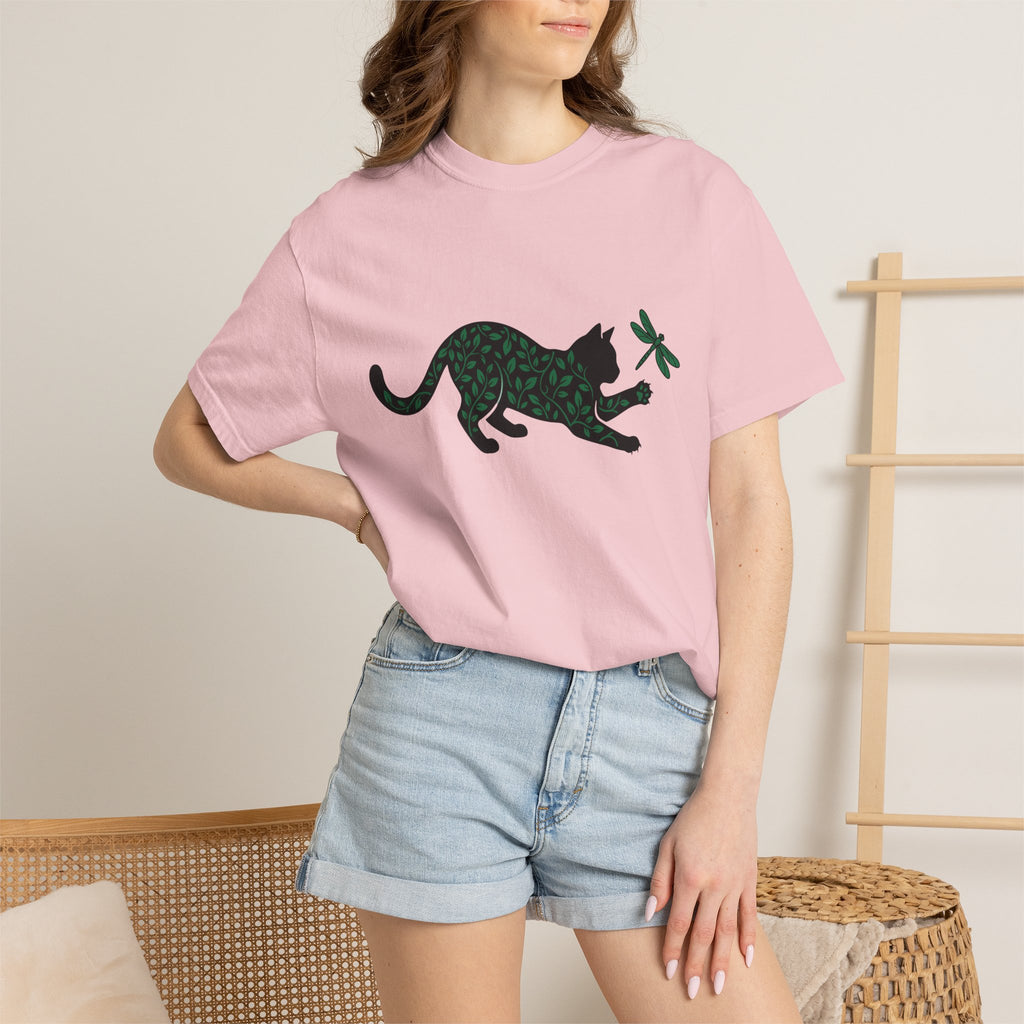 Cat Silhouette Shirt Cat Nature Gift Women Botanical Tee Kitten T-Shirt Cat Fan Feline Tshirt Wildlife Graphic Minimalist Dragonfly Tshirt