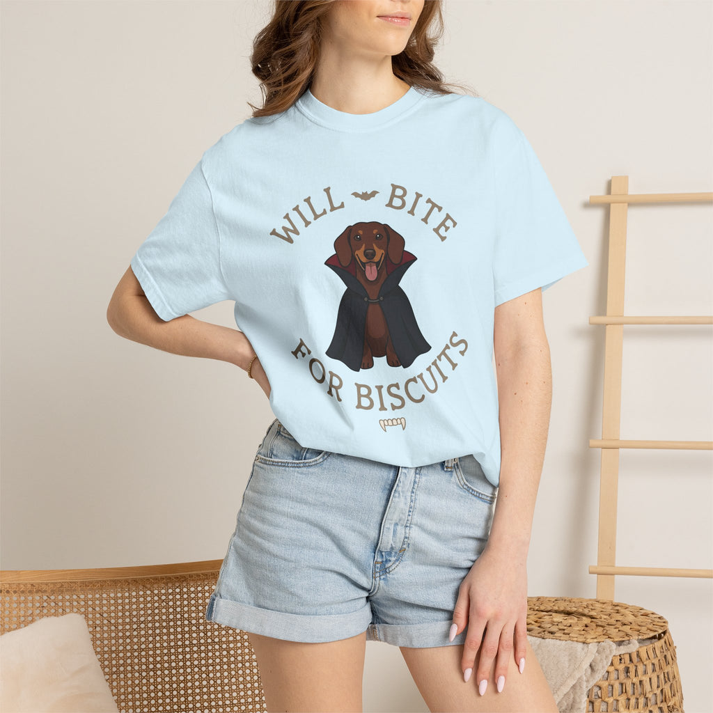 Dachshund Vampire Shirt Dog Holiday Gift Women Anime Tee Wiener Dog T-Shirt Dog Fan Cartoon Tshirt Seasonal Graphic Sketch Bat Tshirt
