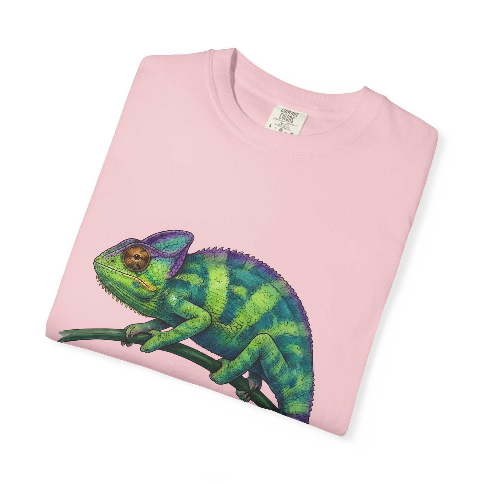 Chameleon Shirt Animals Lizard Gift Women Vibrant Tee Chameleon T-Shirt Wildlife Fan Colorful Tshirt Gecko Graphic Sketch Twig Tshirt