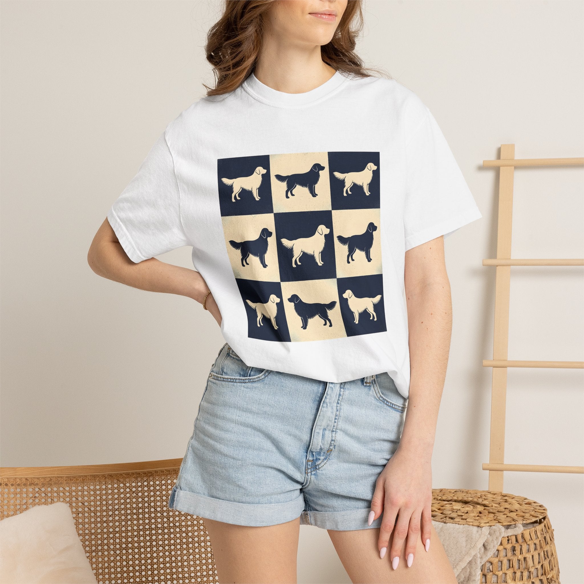 Golden Retriever Motif Shirt Dog Critters Gift Women Line Art Tee Retriever T-Shirt Dog Fan Doggy Tshirt Creature Graphic Old School Grid