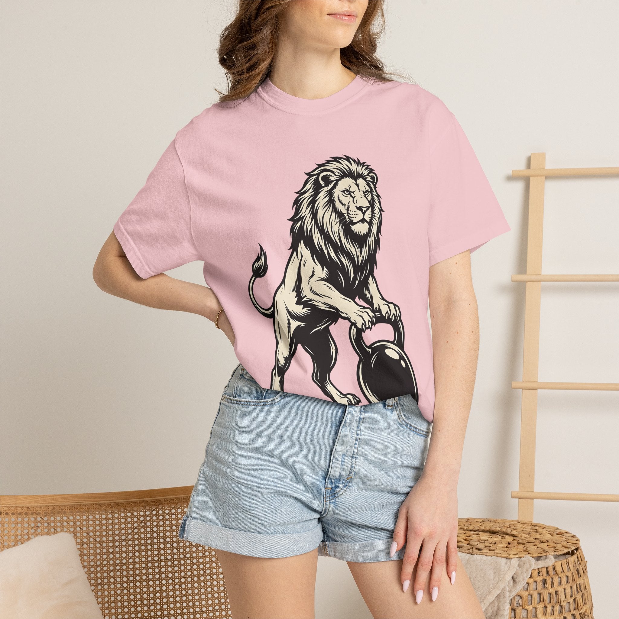 Lion Dumbbell Shirt Animals Gym Gift Women Sketch Tee Lion T-Shirt Wildlife Enthusiast Drawing Tshirt Fitness Graphic Classic Training