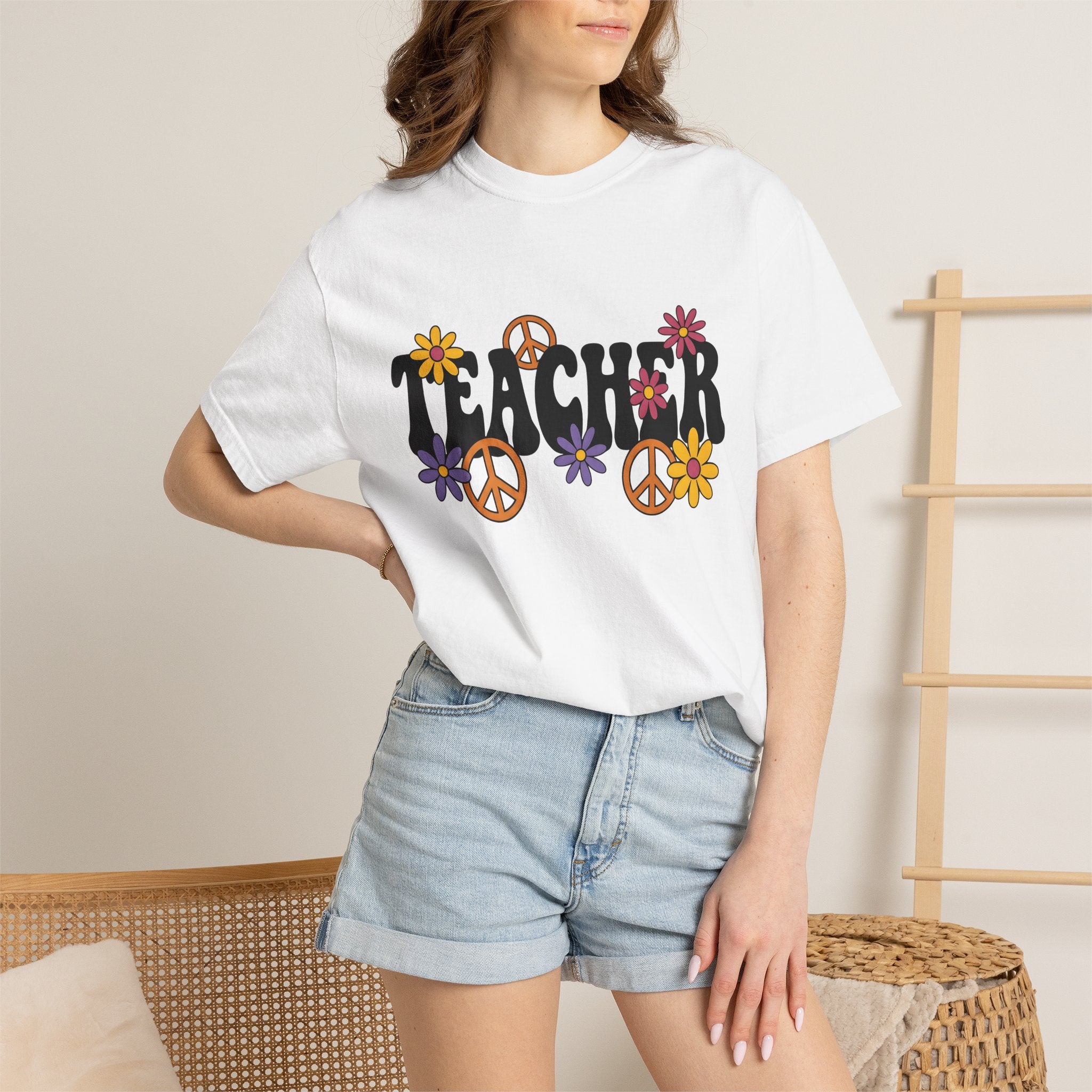 Peace Sign Flowers Shirt Teacher Hippie Gift Women Groovy Tee Flower Arrangement T-Shirt Educator Enthusiast Psychedelic Tshirt Bohemian
