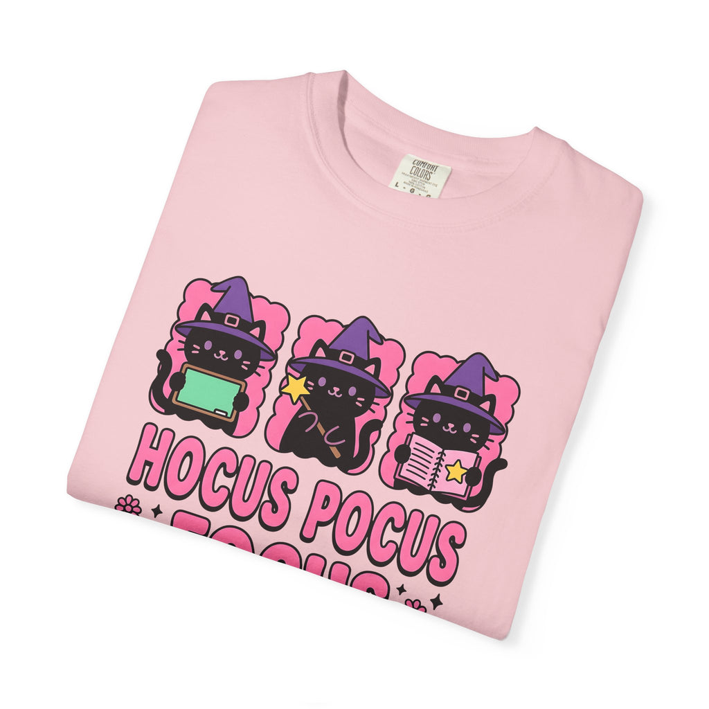 Witch Cat Shirt Teachers Halloween Gift Women Kawaii Tee Cat Lady T-Shirt Educator Enthusiast Cute Tshirt Spooky Graphic Cartoon Magic Wand