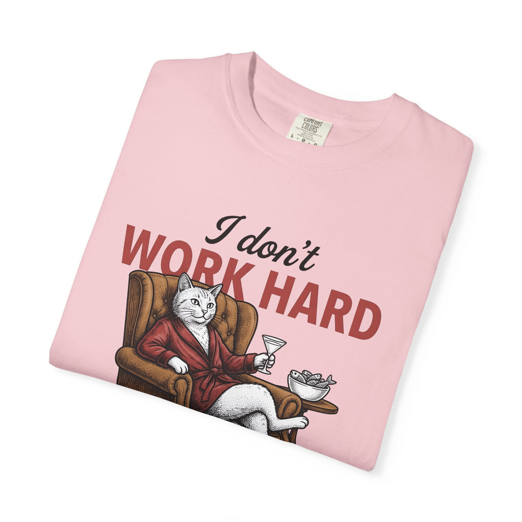 Cat Lounge Chair Shirt Cat Satire Gift Women Nostalgic Tee Cat Chair T-Shirt Cat Fan Feline Tshirt Sarcastic Graphic Line Art Beverage Glass