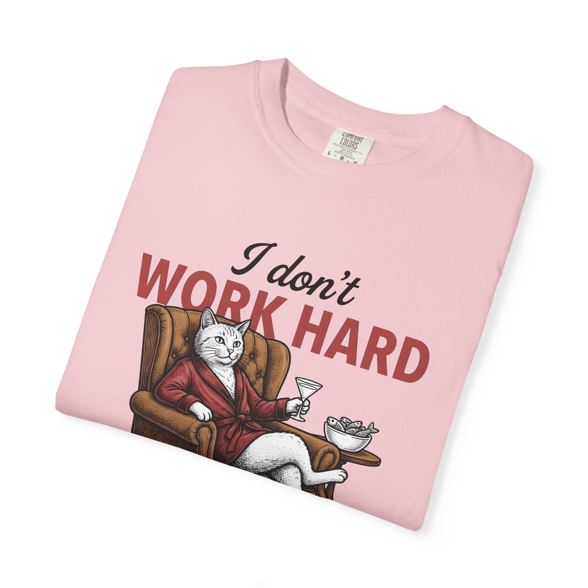 Cat Lounge Chair Shirt Cat Satire Gift Women Nostalgic Tee Cat Chair T-Shirt Cat Fan Feline Tshirt Sarcastic Graphic Line Art Beverage Glass