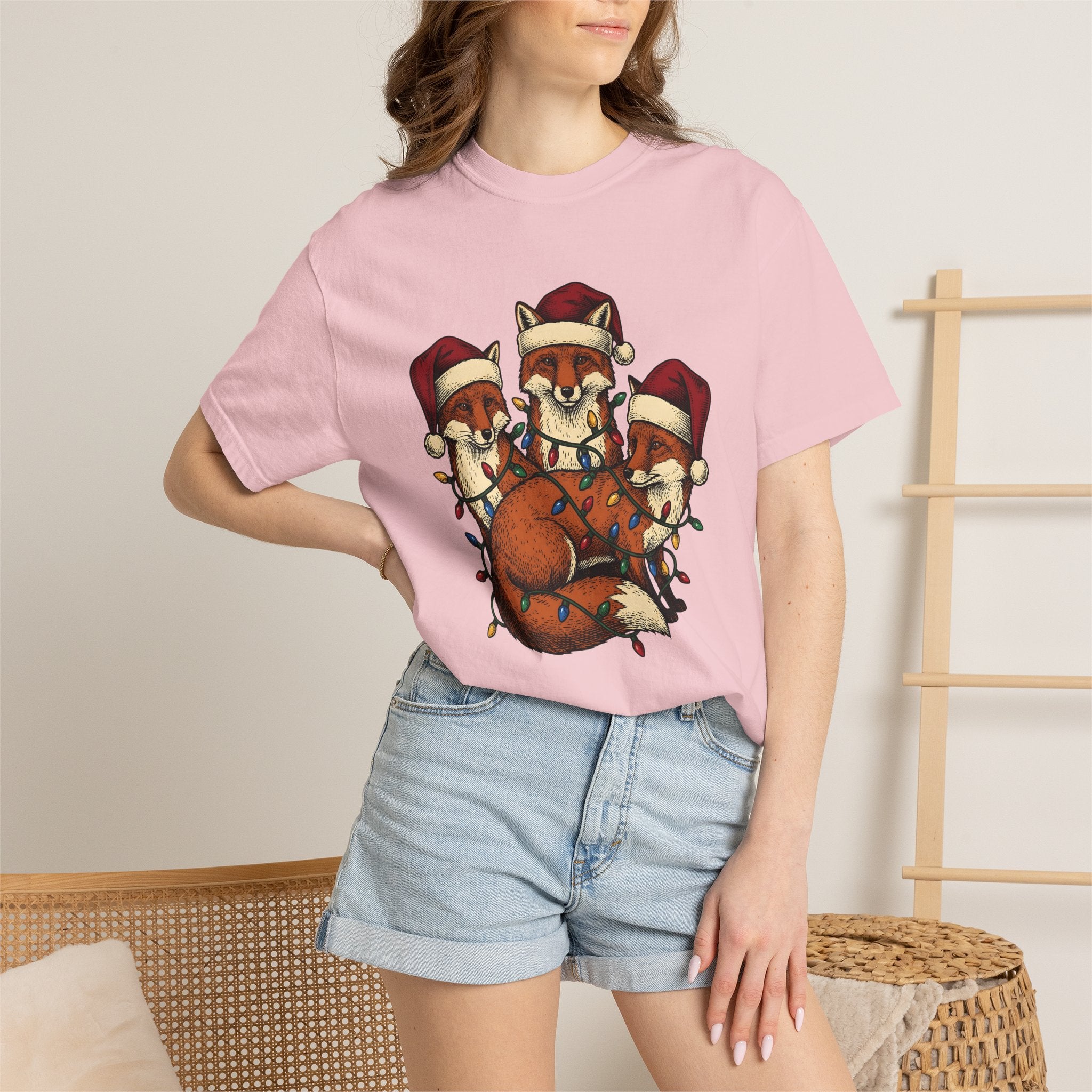 Fox Trio Shirt Christmas Animals Gift Women Hand Drawn Tee Foxes T-Shirt Christmas Fan Fox Illustration Vintage Christmas Lights Tshirt