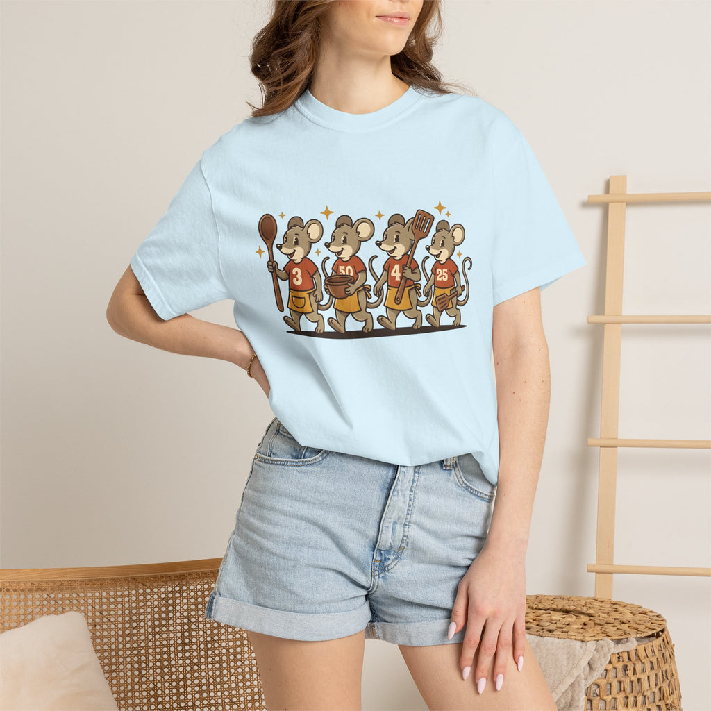 Cooking Mice Shirt Mom Family Gift Women Cartoon Tee Rodent Cooking T-Shirt Mother Fan Rodent Graphic Tshirt Vintage Kitchen Utensils Tshirt