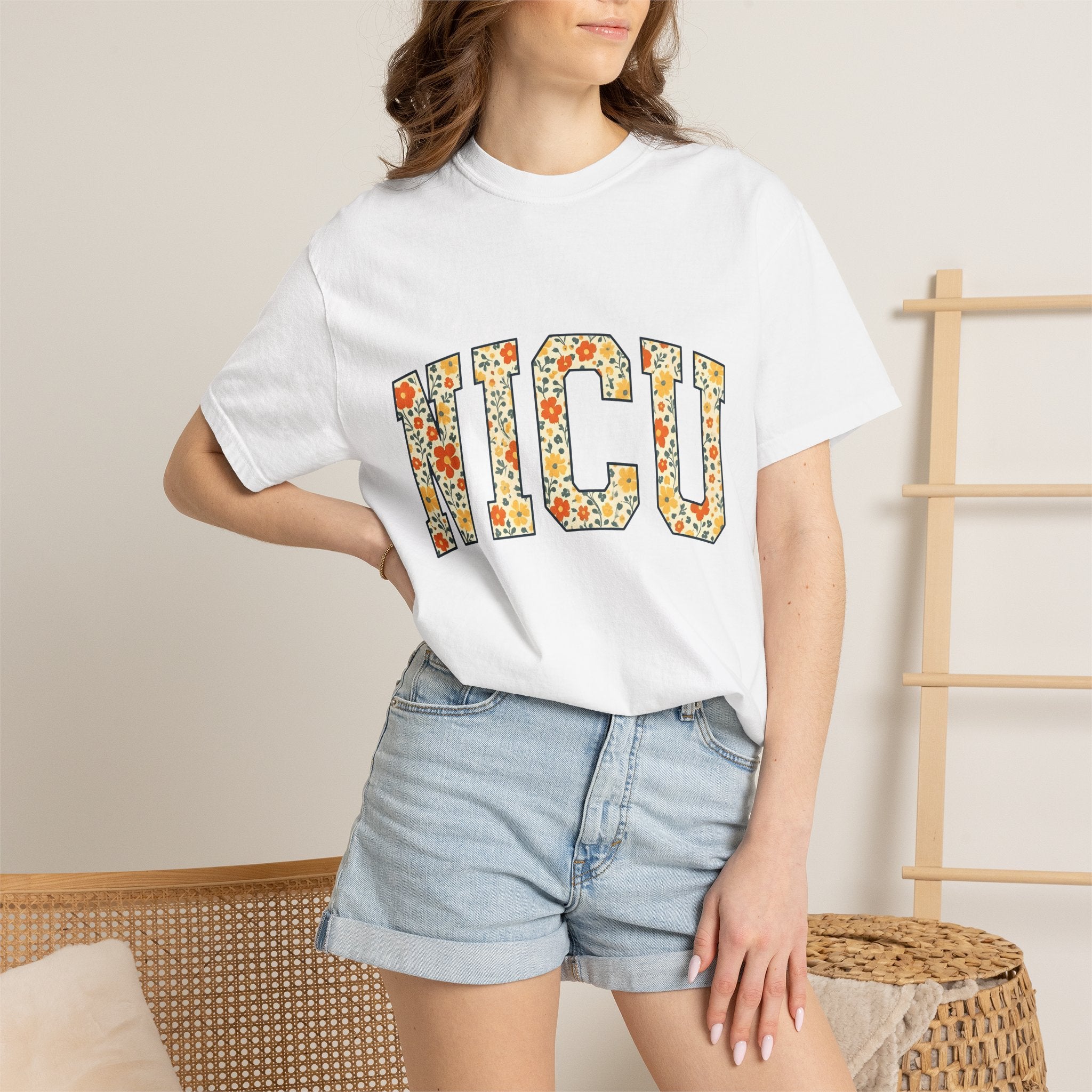 Flower Varsity Letters Shirt Nurses Clinic Gift Women Gypsy Tee Floral T-Shirt Nurse Fan Bohemian Tshirt Medical Graphic Classic Petals