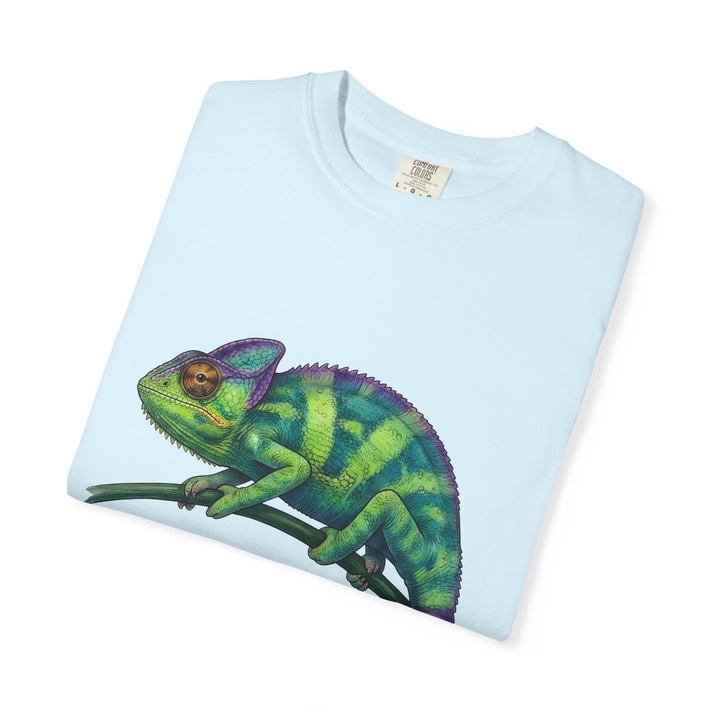 Chameleon Shirt Animals Lizard Gift Women Vibrant Tee Chameleon T-Shirt Wildlife Fan Colorful Tshirt Gecko Graphic Sketch Twig Tshirt