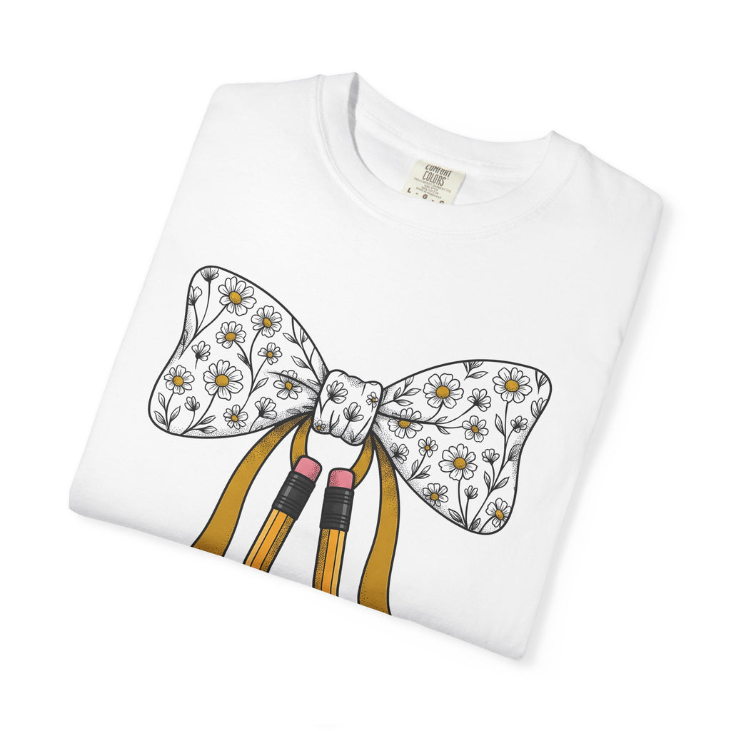 Garden Bow Pencils Shirt Teacher Petals Gift Women Cartoon Tee Pencil Case T-Shirt Educator Enthusiast Comic Tshirt Floral Graphic Rustic