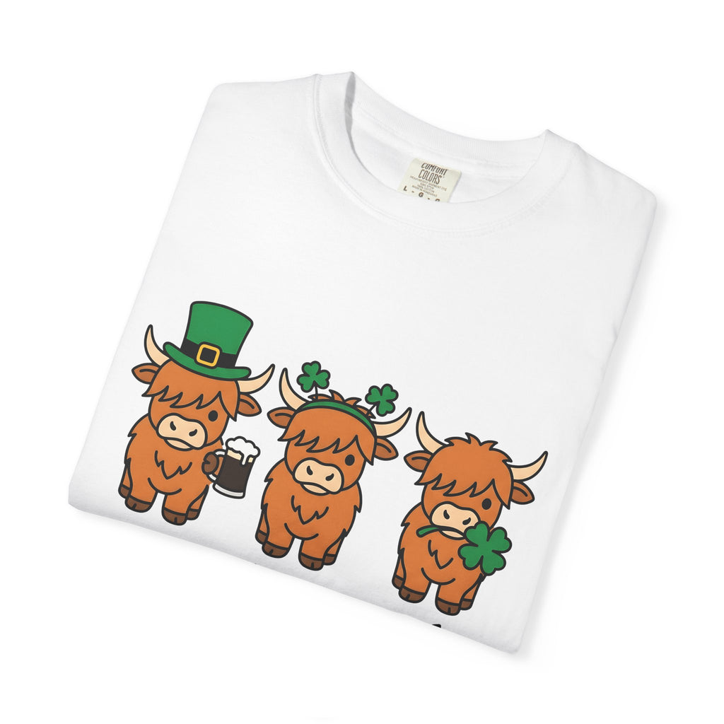 Highland Cow Shirt St Patrick's Day Animal Gift Women Cute Tee Cow T-Shirt St Patricks Fan Cute Tshirt Creature Graphic Cartoon Shamrock
