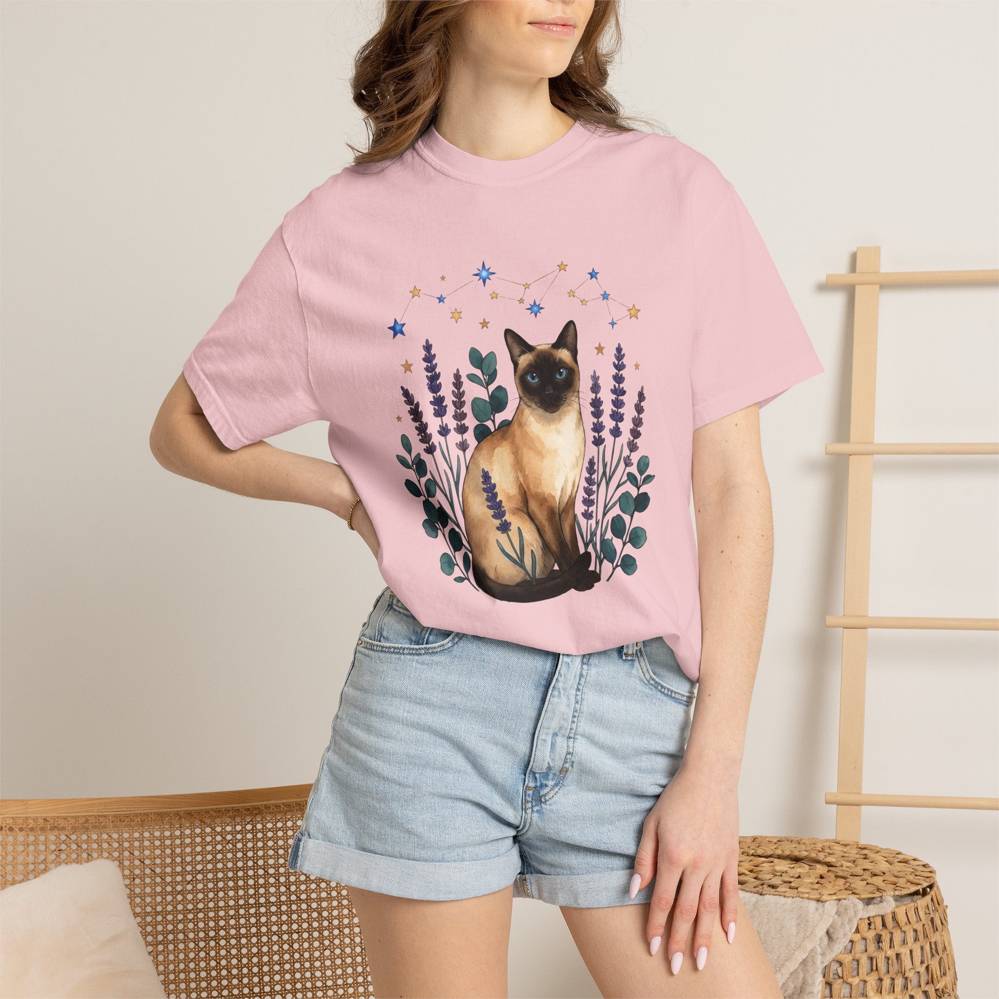 Siamese Cat Shirt Cat Astrology Gift Women Watercolor Tee Cat T-Shirt Cat Fan Zodiac Graphic Cat Boho Lavender Tshirt