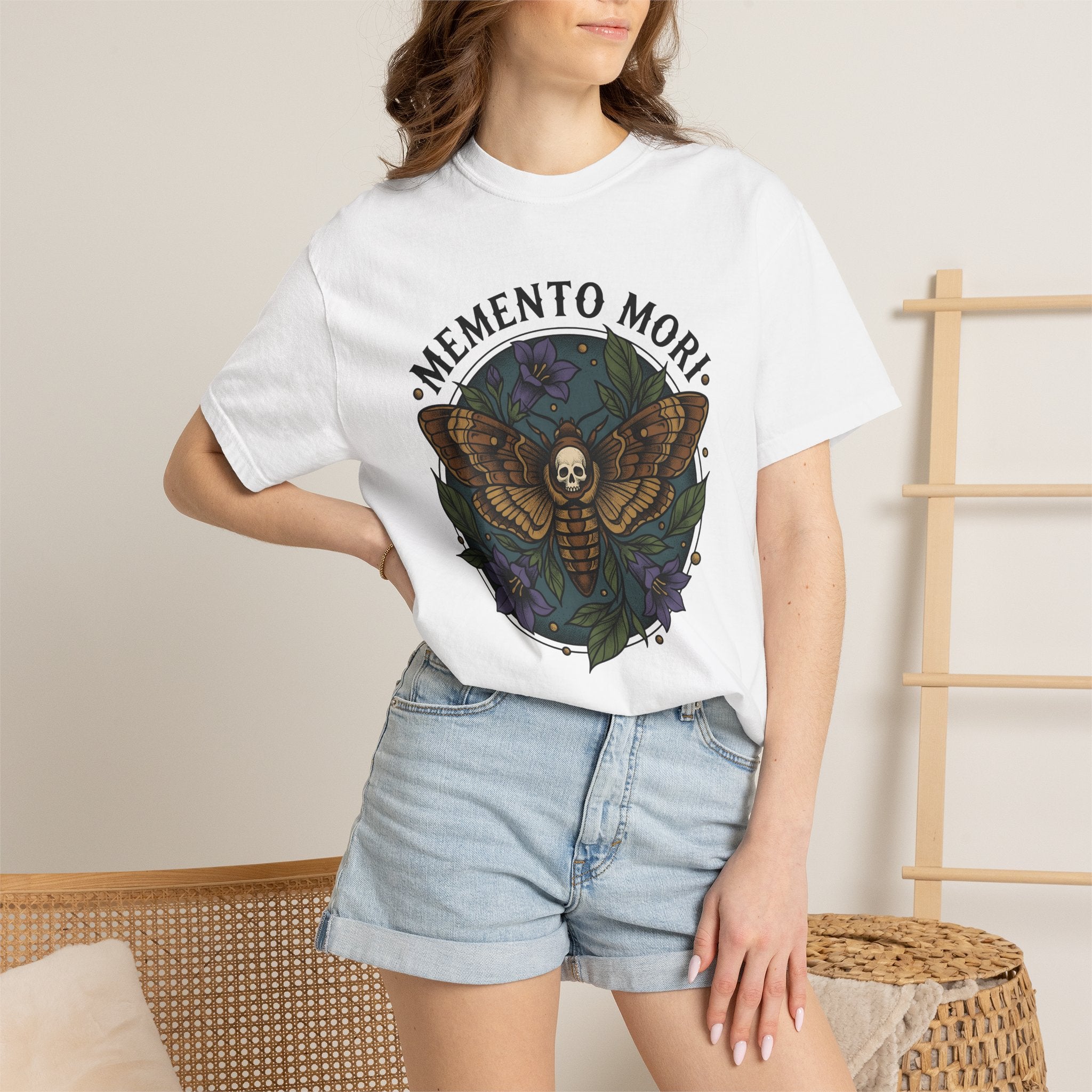 Death Moth Shirt Gothic Floral Gift Women Tattoo Tee Moth T-Shirt Goth Fan Ink Tshirt Bouquet Graphic Vintage Skull Tshirt