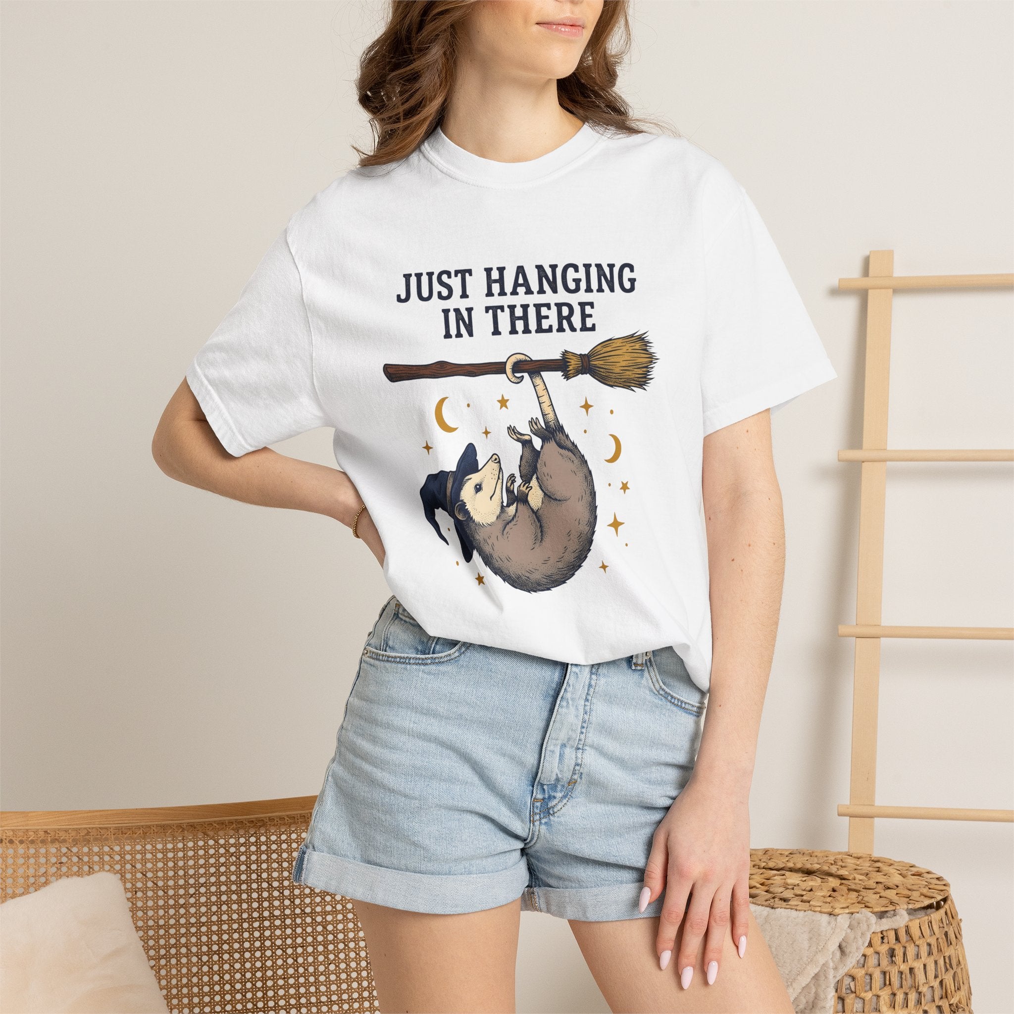 Possum Mage Shirt Halloween Fauna Gift Women Cartoon Tee Opossum T-Shirt Horror Fan Cartoonish Tshirt Wildlife Graphic Sketch Magic