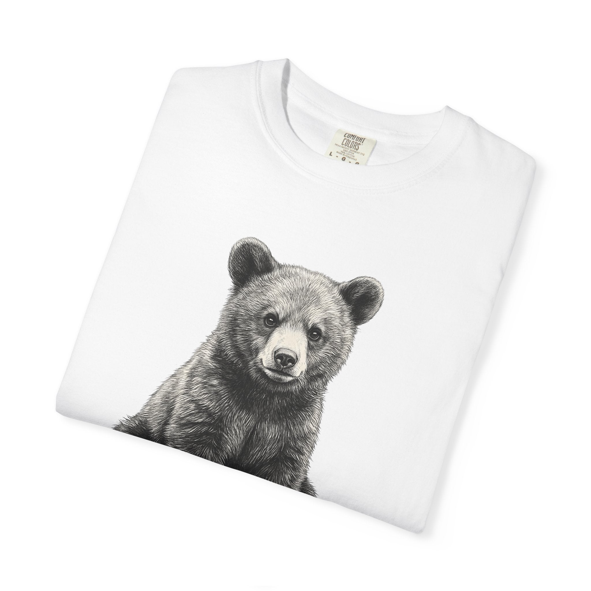 Bear Baby Shirt Animals Fauna Gift Women Sketch Tee Cub T-Shirt Wildlife Fan Animal Tshirt Wildlife Graphic Retro Pine Cone Tshirt