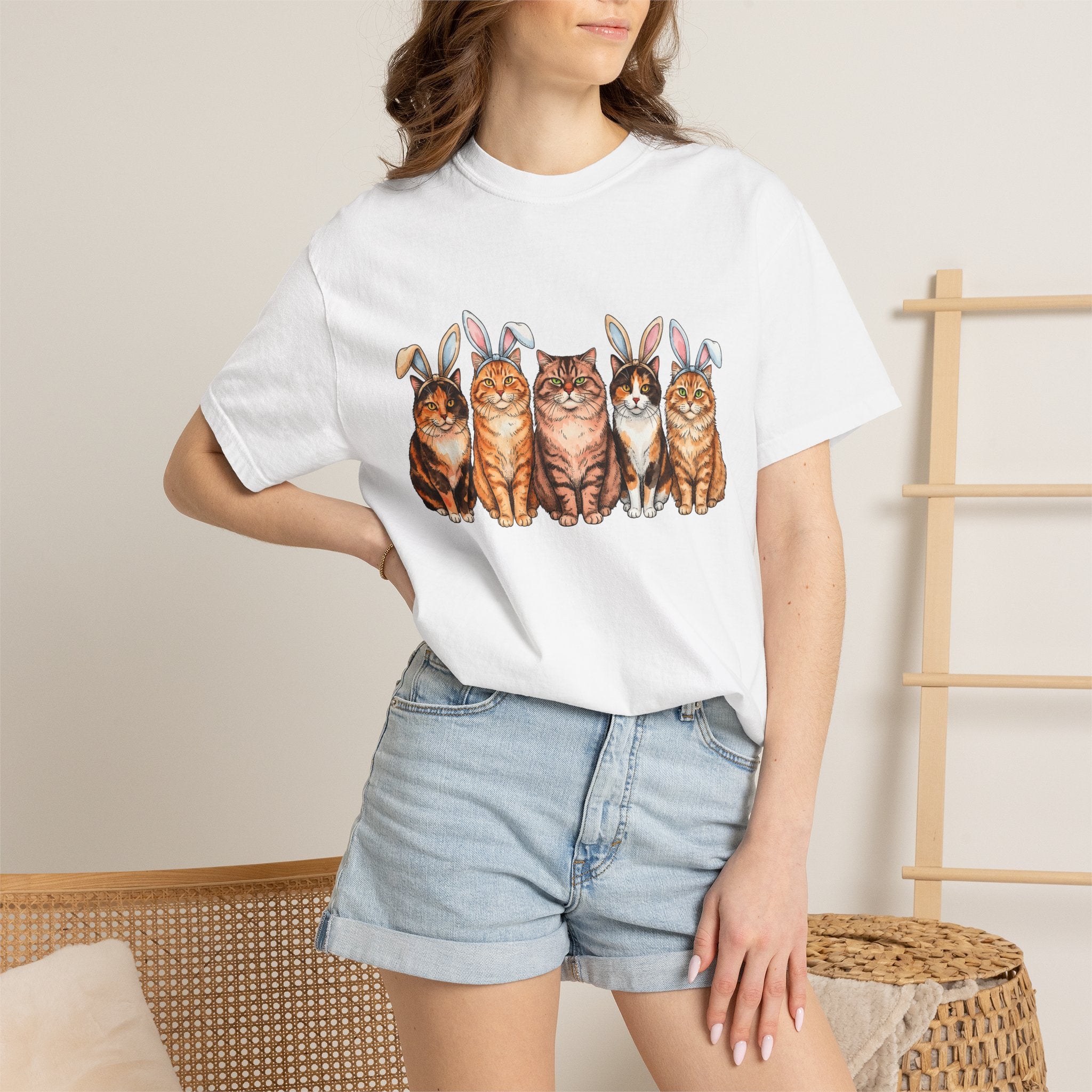 Cats Bunny Ears Shirt Easter Cat Gift Women Watercolor Tee Kitten T-Shirt Bunny Fan Feline Graphic Hand Drawn Animal Group Tshirt