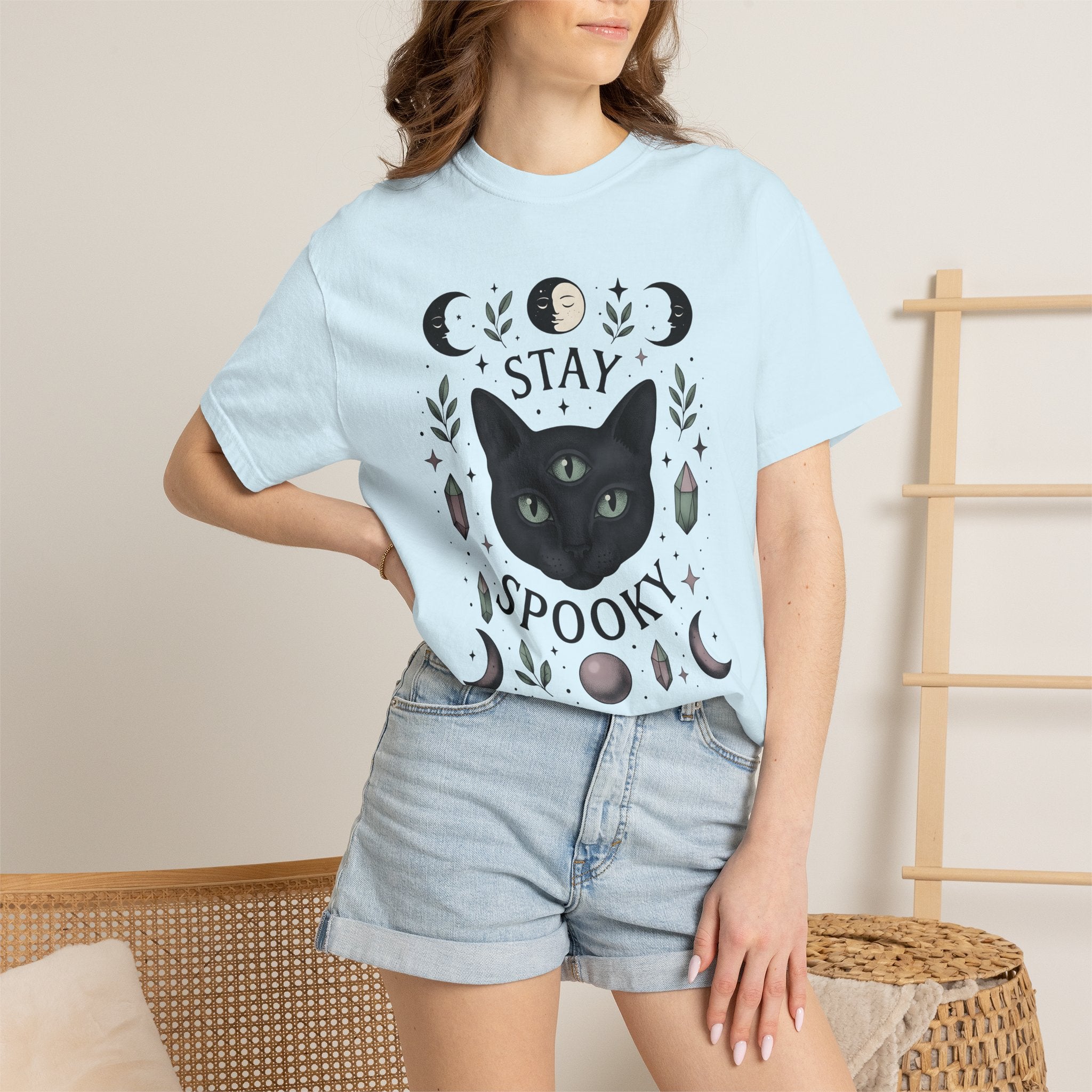 Mystical Cat Shirt Boho Chic Esoteric Gift Women Bohemian Tee Cat T-Shirt Hippie Fan Tribal Tshirt Occult Graphic Line Art Quartz Tshirt