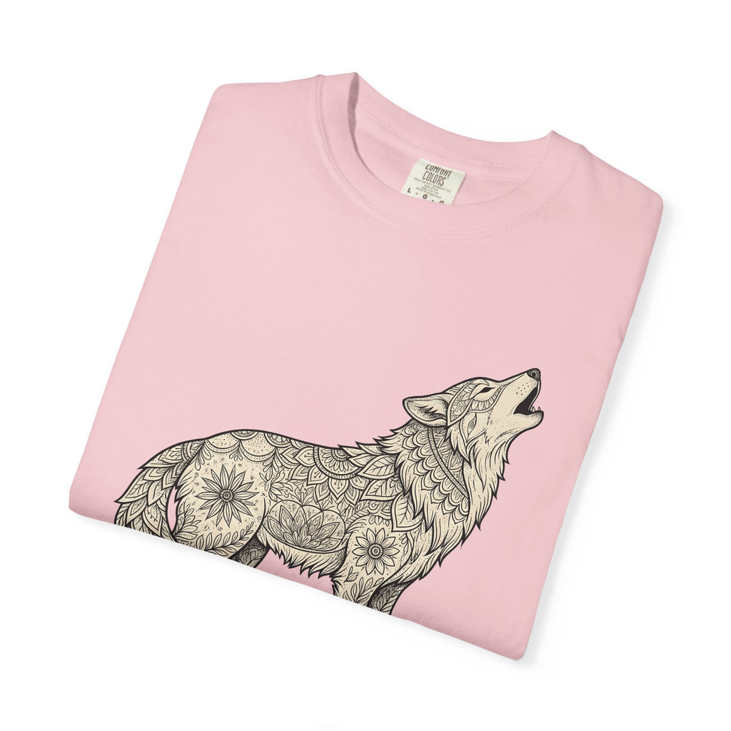 Wolf Emblem Shirt Animals Wildlife Gift Women Tribal Tee Wolf T-Shirt Animal Fan Wolfen Tshirt Wildlife Graphic Doodle Bloom Motif Tshirt