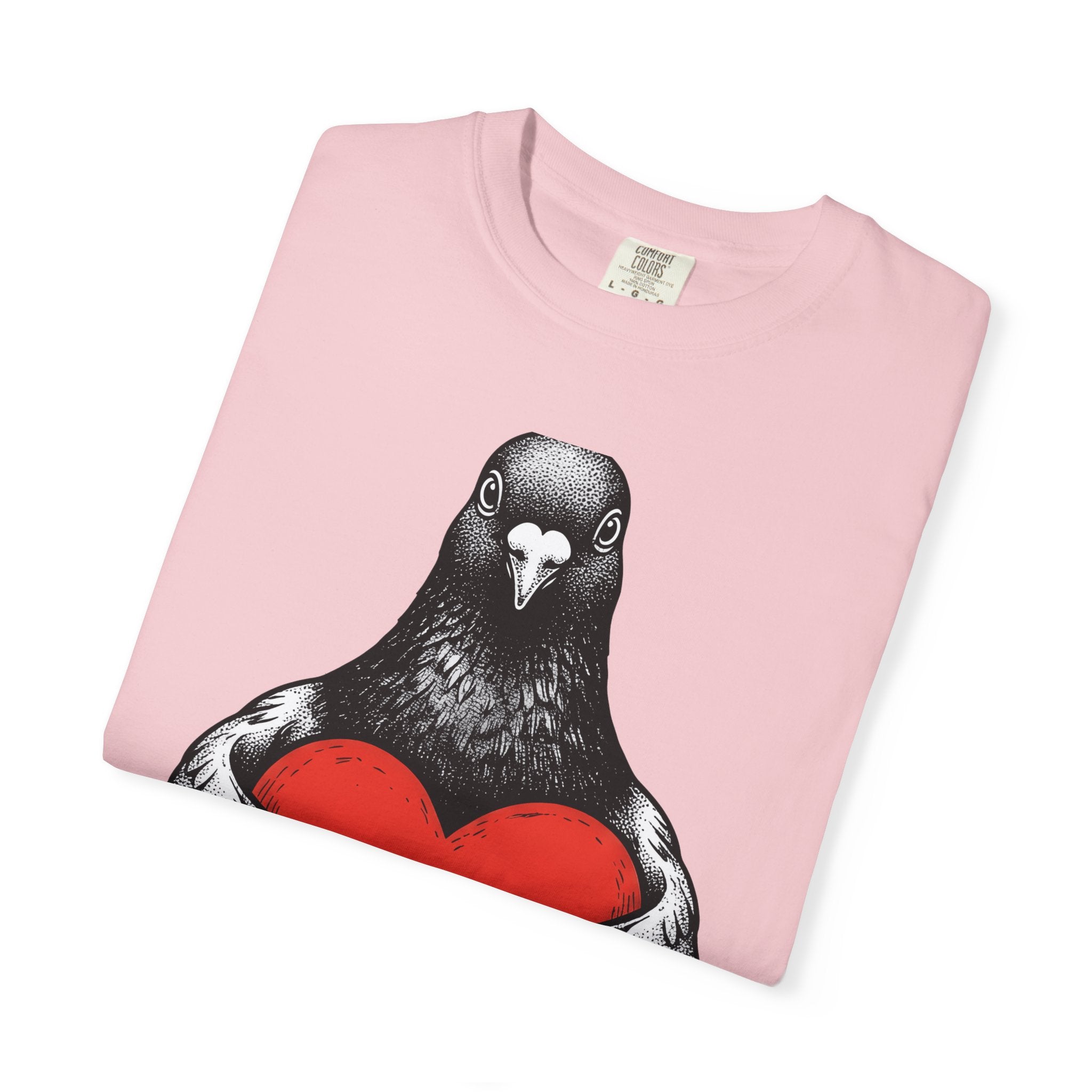 Dove Heart Shirt Animals Holiday Gift Women Sketch Tee Heart T-Shirt Creature Fan Pigeon Tshirt Christmas Graphic Retro Romance Tshirt
