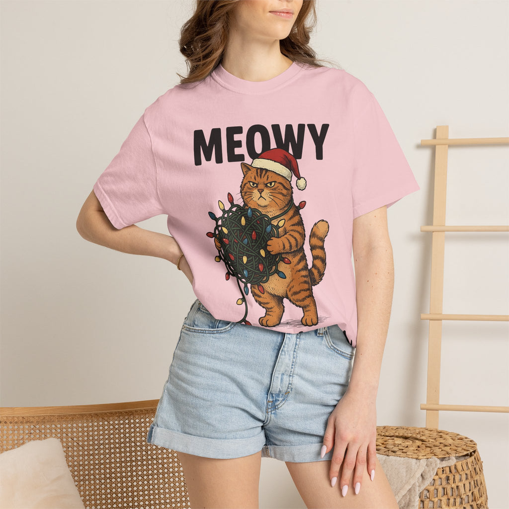 Cat Christmas Hat Shirt Christmas Critters Gift Women Line Art Tee Kitty T-Shirt Christmas Fan Feline Tshirt Animal Graphic Illustration