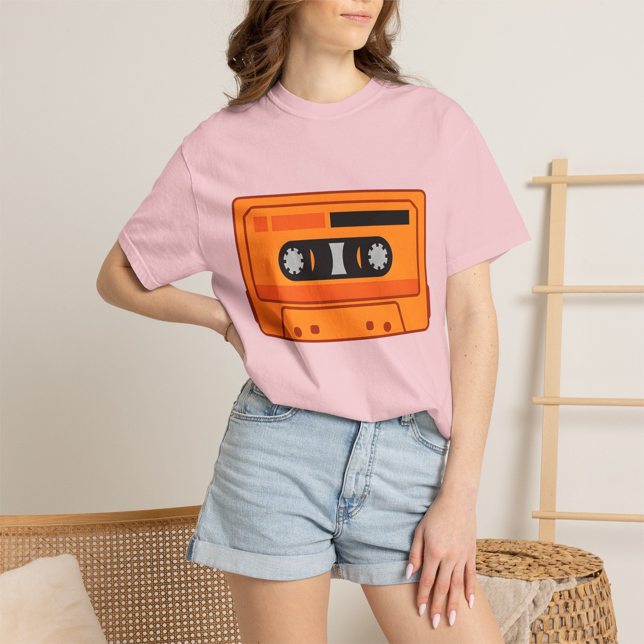 Cassette Tape Shirt Retro Music Gift Women Minimalist Tee Mixtape T-Shirt Retro Enthusiast Simple Tshirt Music Graphic Vintage Retro Tshirt