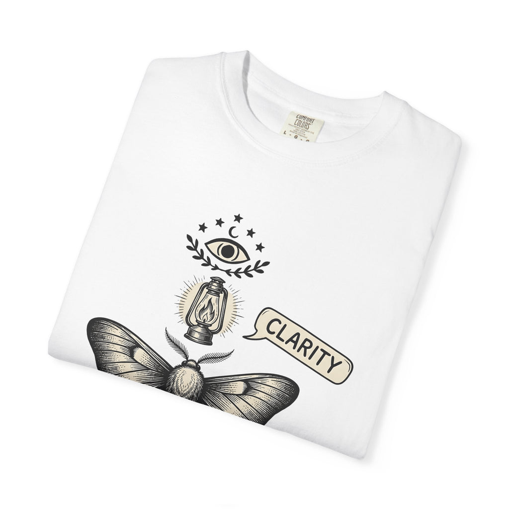 Moth Design Shirt Animals Magic Gift Women Rustic Tee Moth T-Shirt Creature Fan Vintage Tshirt Mystical Graphic Retro Light Tshirt