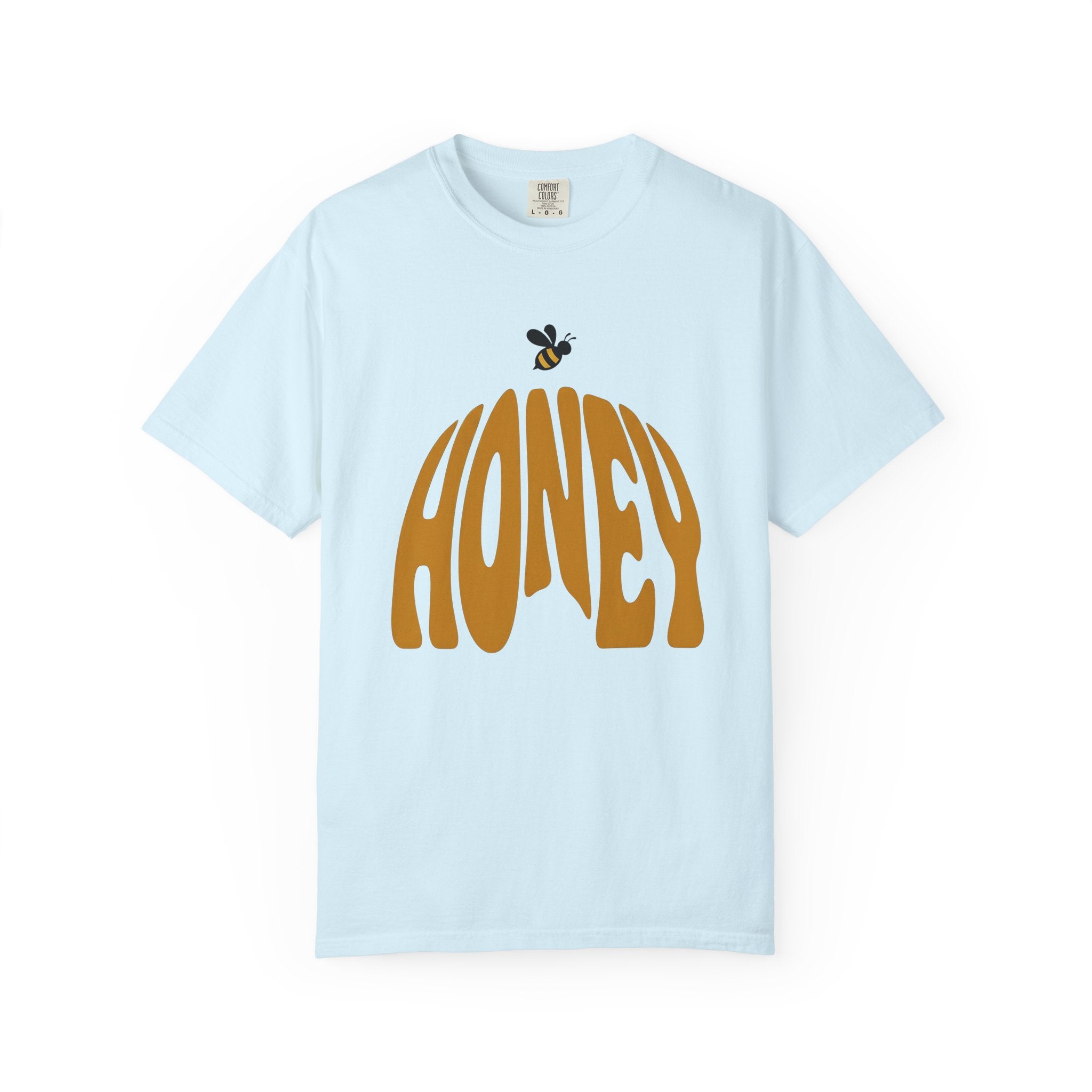 Bumble Bee Shirt Bee Nature Gift Women Retro Tee Honey Bee T-Shirt Apiarist Enthusiast Vintage Tshirt Environmental Graphic Minimalist