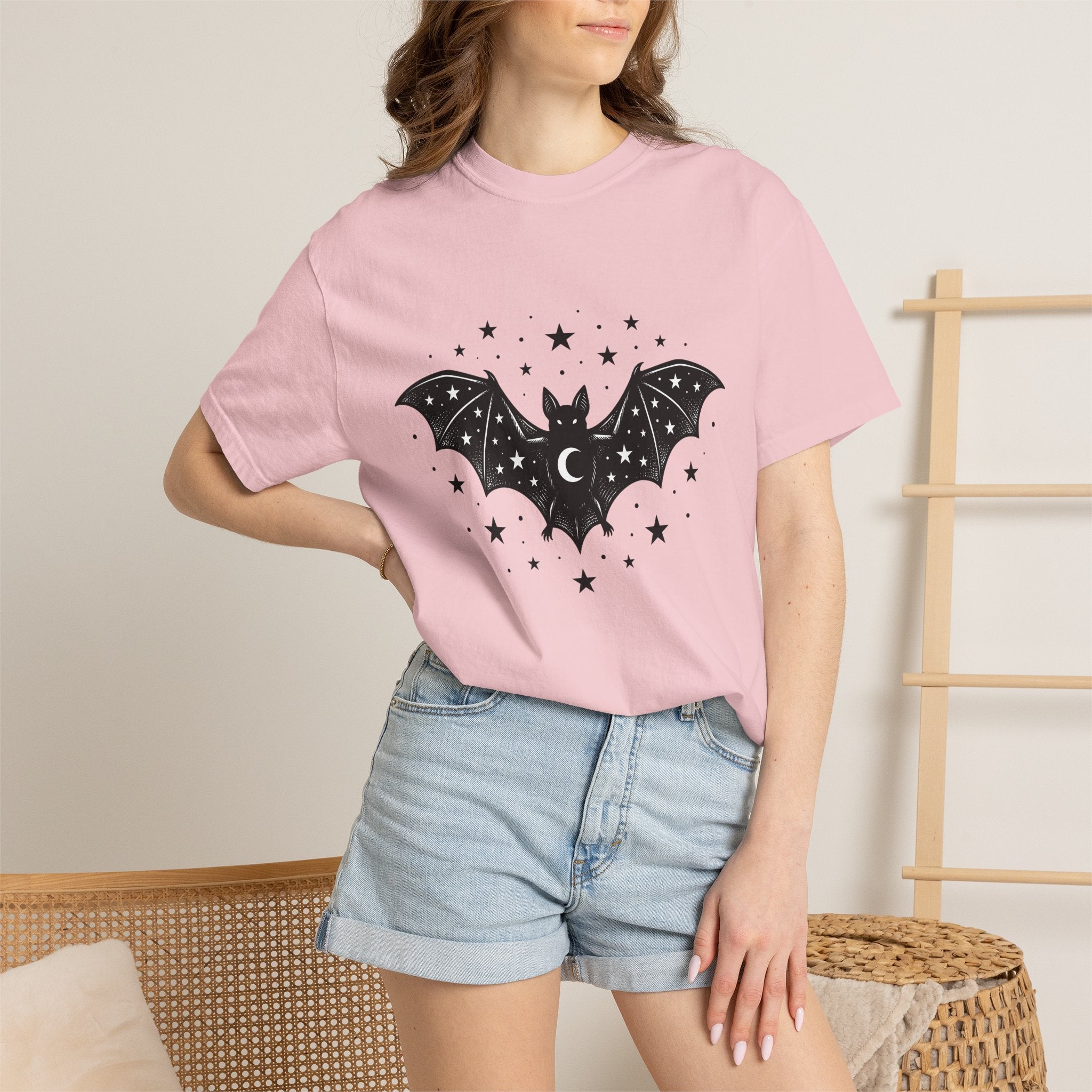 Bat Moon Shirt Halloween Witchcraft Gift Women Gothic Tee Lunar T-Shirt Horror Fan Dark Tshirt Occult Graphic Vintage Stars Tshirt