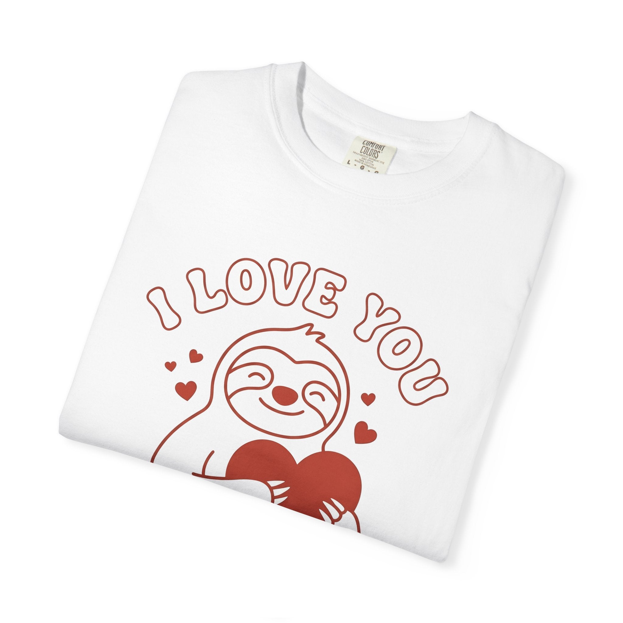 Sloth Heart Shirt St. Valentine's Day Animal Gift Women Cute Tee Heart T-Shirt Valentine Fan Adorable Tshirt Creature Graphic Minimalist