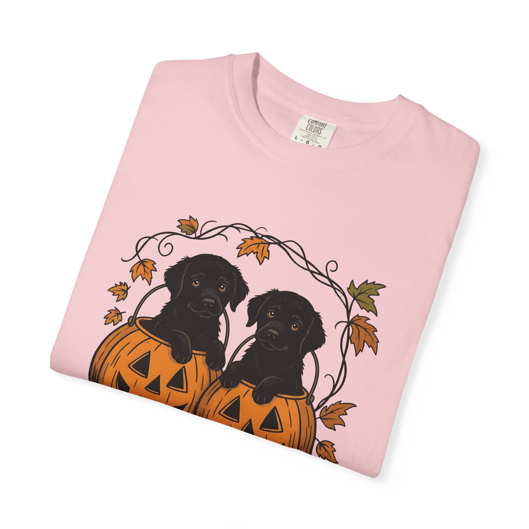 Black Labrador Puppies Shirt Halloween Pet Owner Gift Women Retro Tee Puppy T-Shirt Halloween Fan Dog Graphic Labrador Sketch Carved Pumpkin