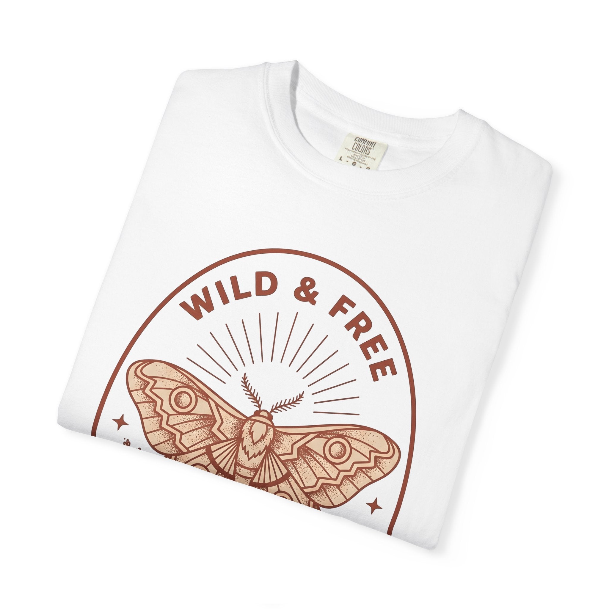 Moth Graphic Shirt Boho Nature Gift Women Boho Tee Insect T-Shirt Hippie Fan Tribal Tshirt Environmental Graphic Vintage Floral Tshirt
