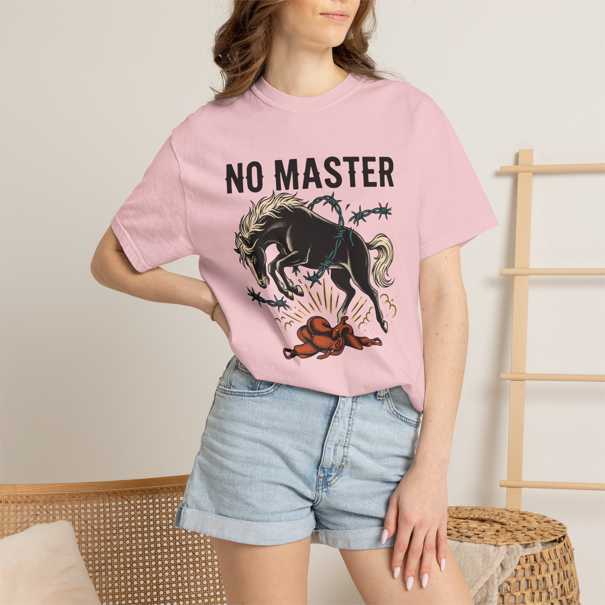 Mustang Horse Shirt Cowgirl Cowboy Gift Women Retro Tee Bronco T-Shirt Rodeo Fan Vintage Tshirt Cowboy Graphic Hand Drawn Riding Saddle
