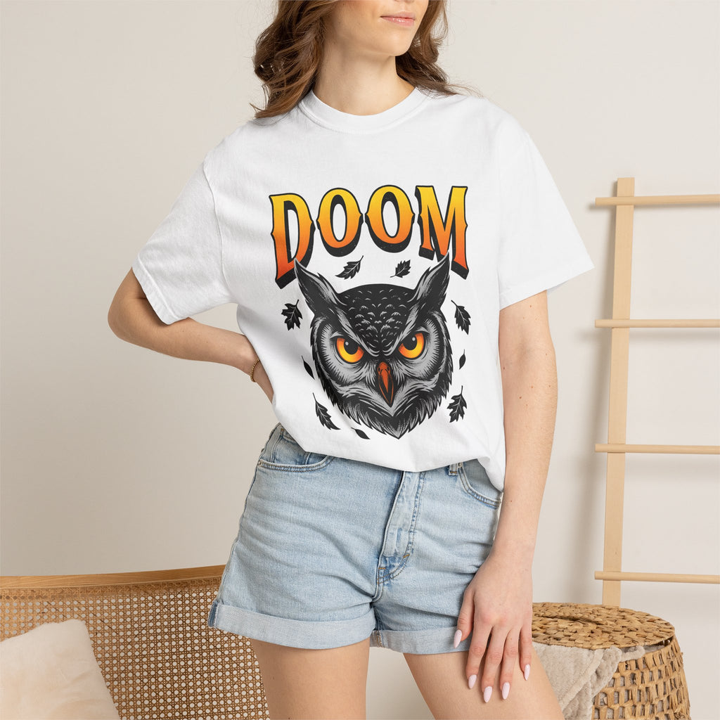 Owl Face Shirt Halloween Wildlife Gift Women Creepy Tee Owl T-Shirt Horror Fan Spooky Tshirt Wildlife Graphic Retro Foliage Tshirt