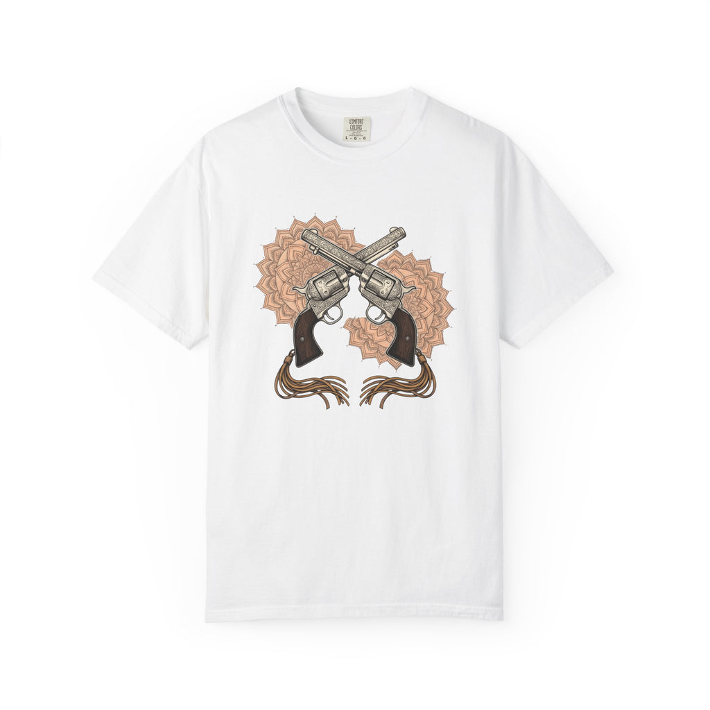 Cowboy Guns Shirt Cowgirl Ranch Gift Women Rustic Tee Revolver T-Shirt Cowboy Fan Western Tshirt Farm Graphic Retro Floral Pattern Tshirt