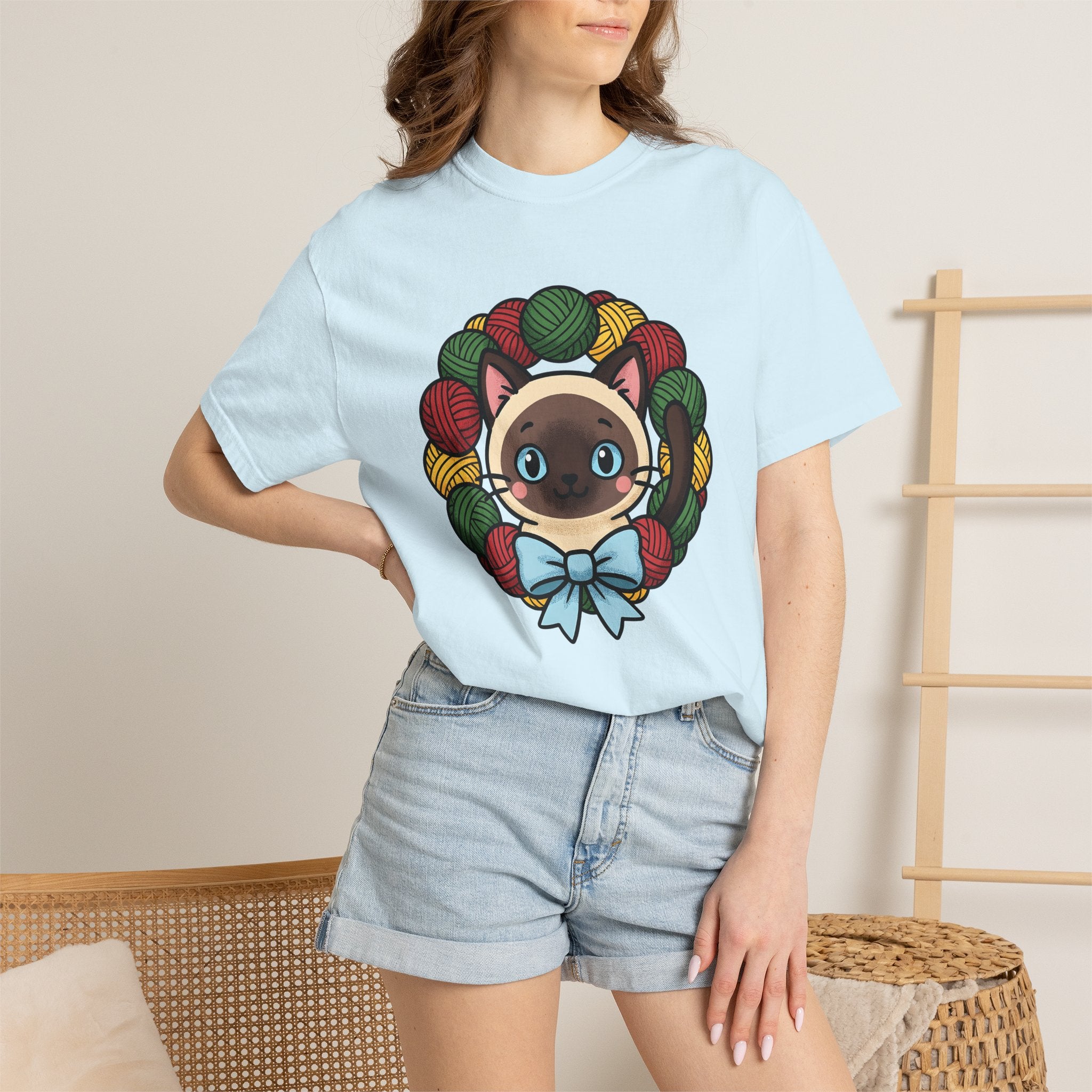 Siamese Kitten Shirt Cat Christmas Gift Women Chibi Tee Kitten T-Shirt Cat Fan Cartoon Tshirt Winter Graphic Comic Yarn Ring Tshirt