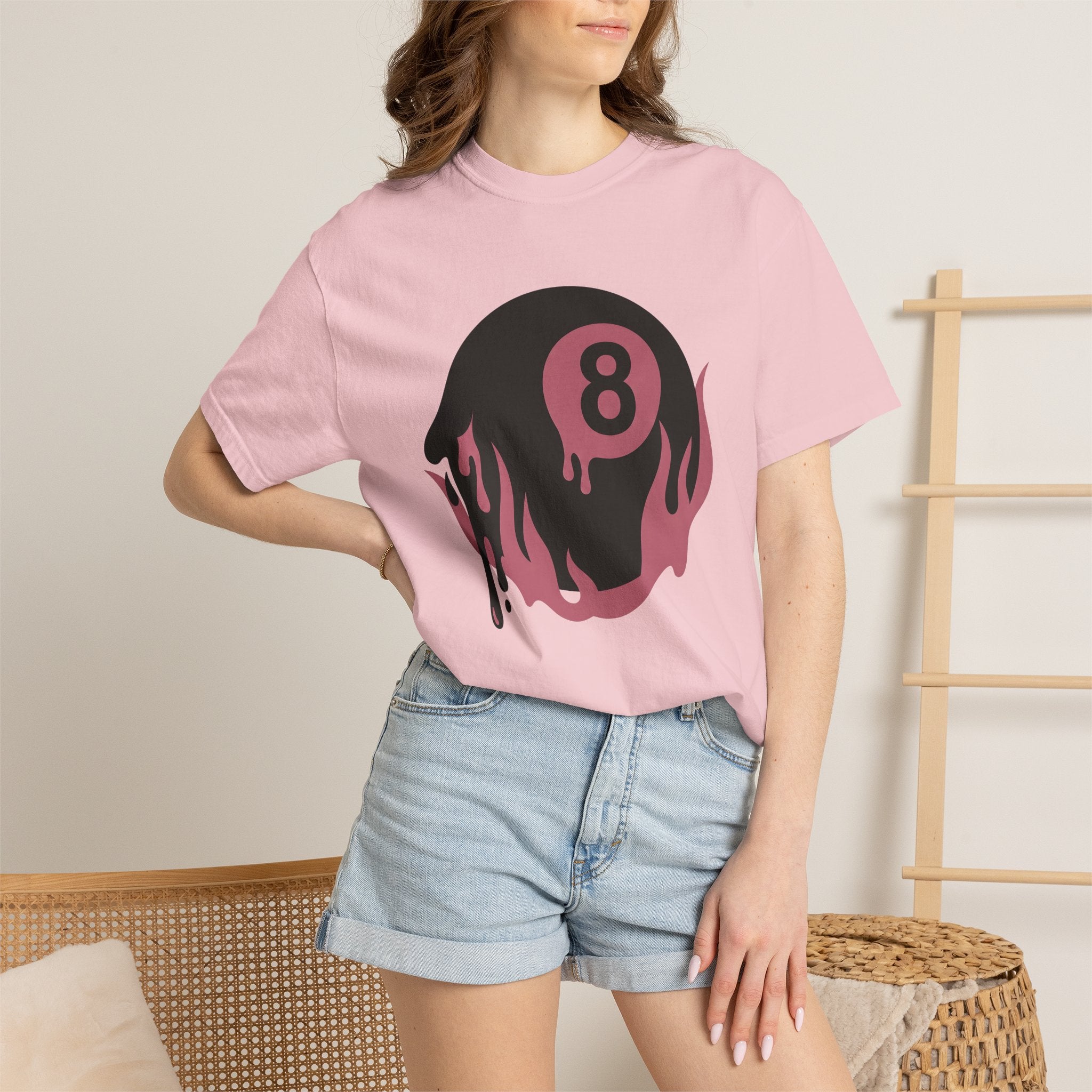 Burning 8 Ball Shirt Billiards Video Games Gift Women Modern Graphic Tee Eight Ball T-Shirt Pool Fan Graphic Tshirt Gamer Graphic Vintage