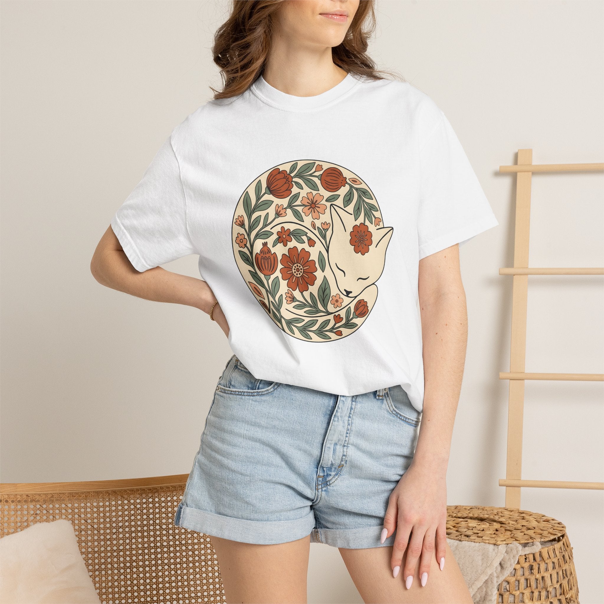 Blossom Cat Shirt Cat Garden Gift Women Tribal Tee Kitty T-Shirt Feline Fan Tribalism Tshirt Yard Graphic Clean Petals Tshirt