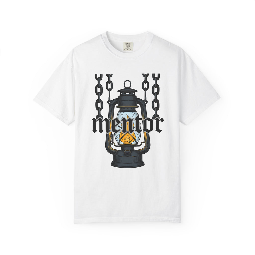 Lantern Graphic Shirt Nurses Appreciation Gift Women Vintage Tee Lamp T-Shirt Nurse Enthusiast Retro Tshirt Gratitude Graphic Hand Drawn