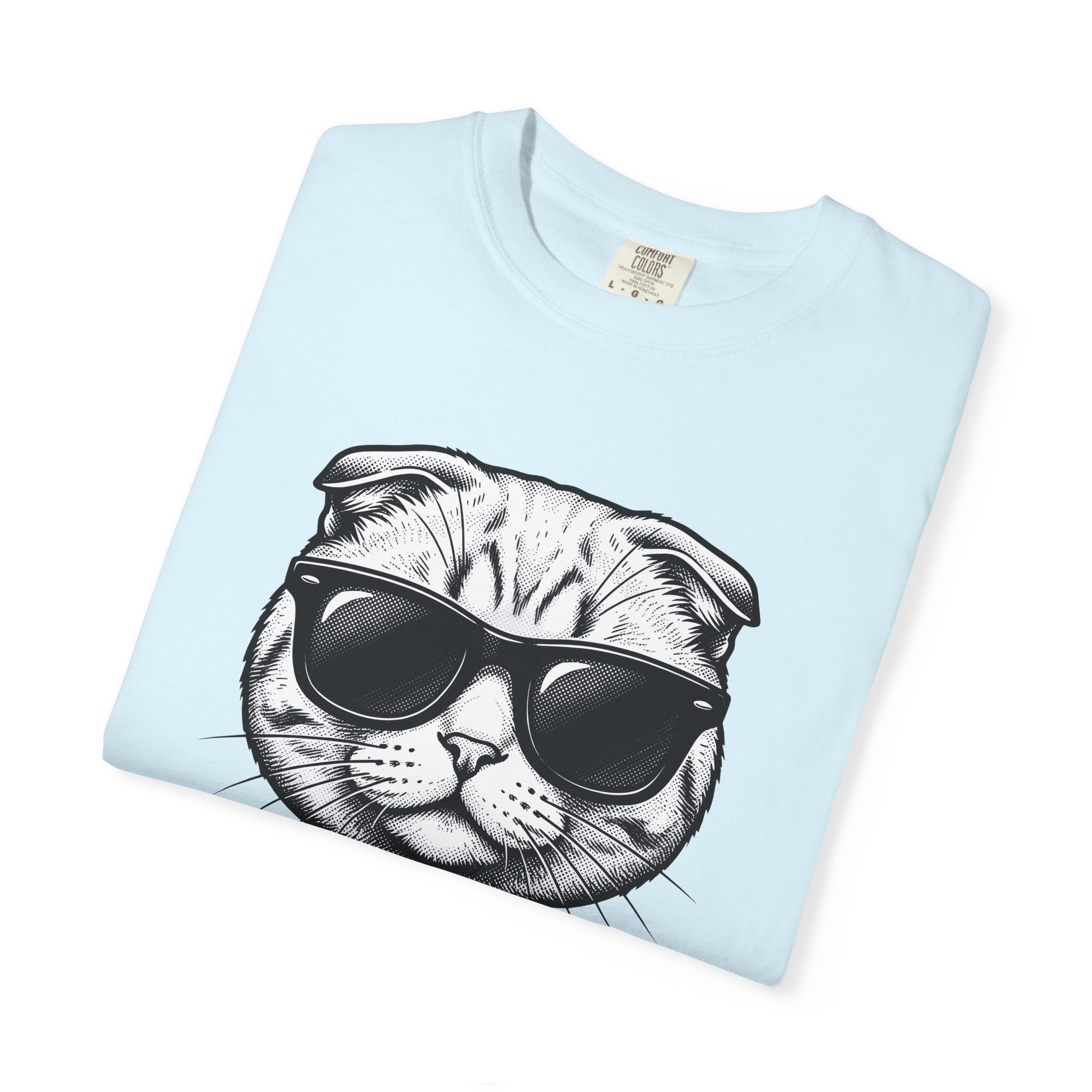 Cat Sunglasses Shirt Cat Humor Gift Women Bold Tee Cool Cat T-Shirt Feline Fan Retro Tshirt Funny Graphic Cat Vintage Whiskers Tshirt