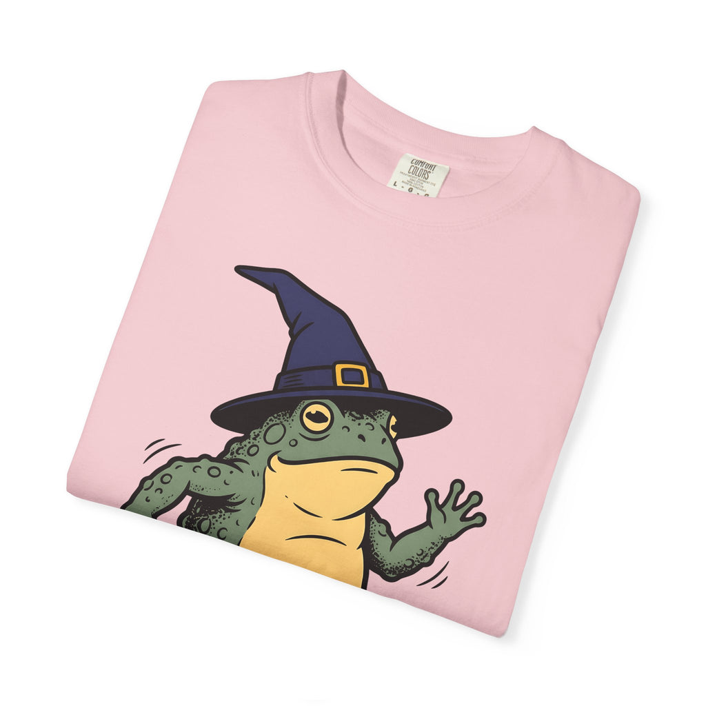 Amphibian Witch Hat Shirt Halloween Pet Gift Women Illustration Tee Toadstool T-Shirt Horror Fan Drawing Graphic Animal Design Sketch