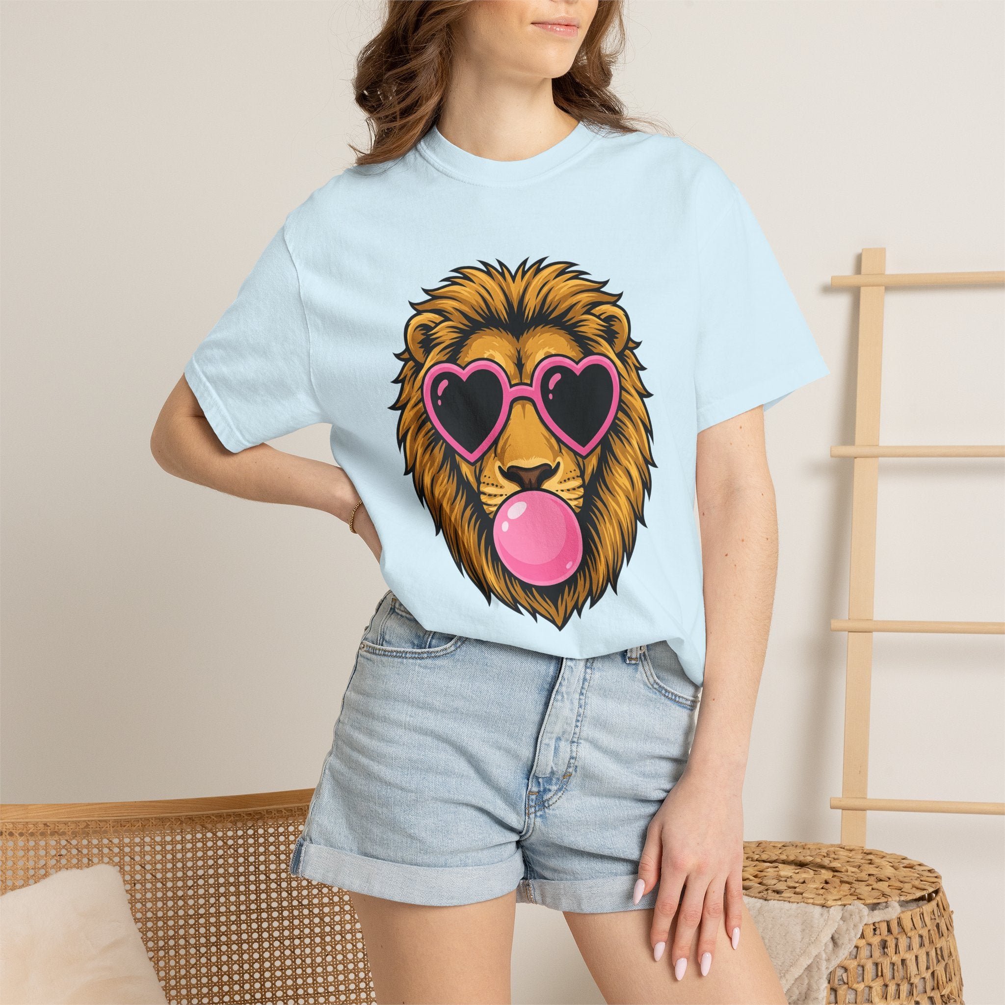 Lion Cool Glasses Shirt Animals Comedy Gift Women Animated Tee Lion T-Shirt Wildlife Fan Cartoon Tshirt Humor Graphic Flat Chewing Gum