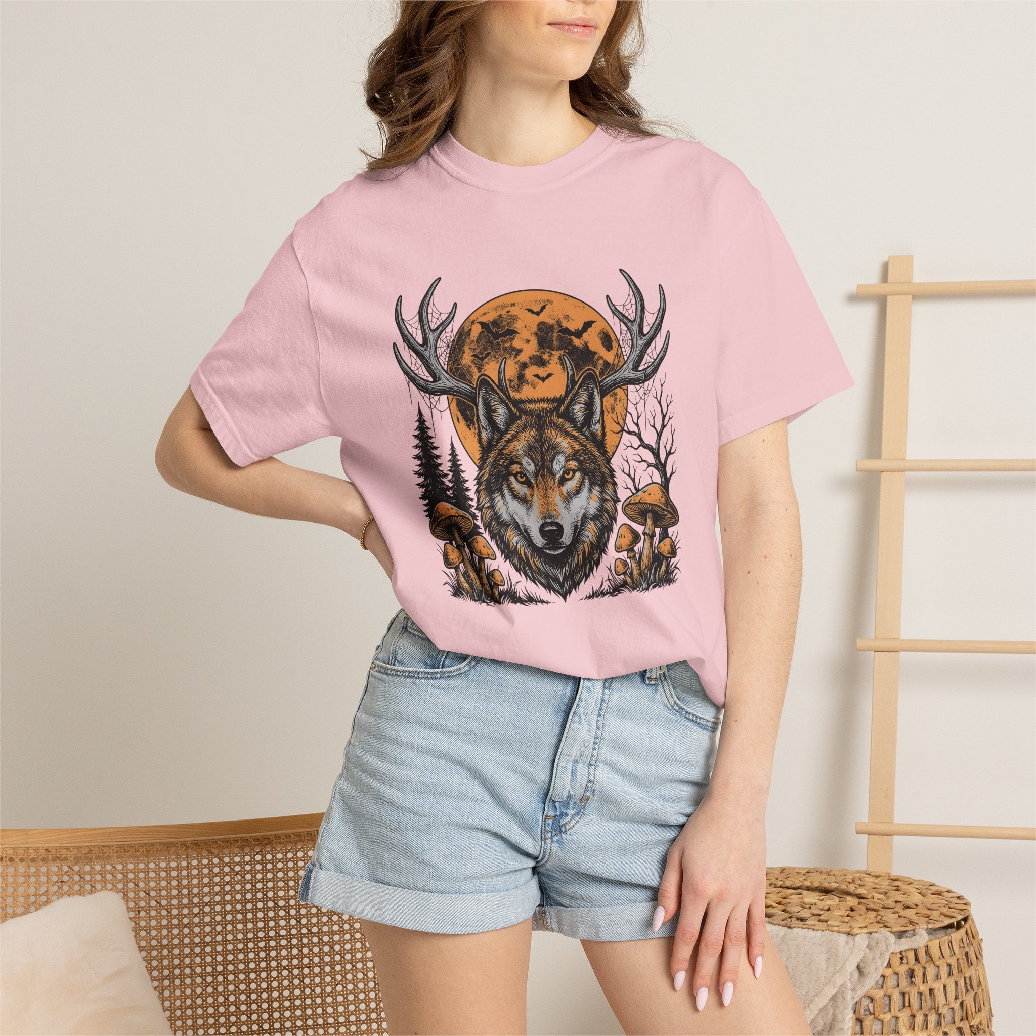 Wolf Moon Shirt Animals Nature Gift Women Gothic Tee Lunar T-Shirt Wildlife Fan Dark Tshirt Environment Graphic Vintage Mushrooms Tshirt