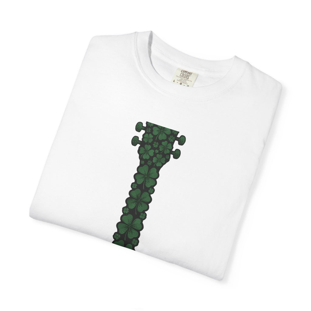 Shamrock Guitar Shirt St Patrick's Day Sound Gift Women Doodle Tee Guitar T-Shirt Luck Fan Hand Drawn Tshirt Music Graphic Cartoon Clovers