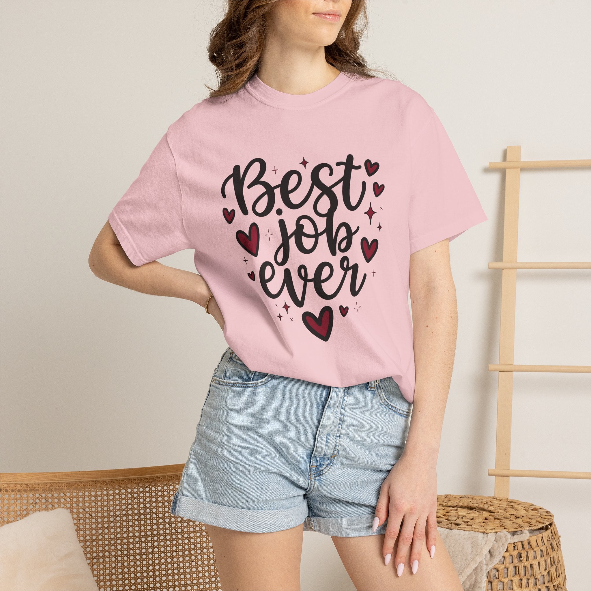 Heart Graphic Shirt Mom Family Gift Women Hand Lettered Tee Heart T-Shirt Mother Enthusiast Typography Tshirt Clan Graphic Minimalist Stars