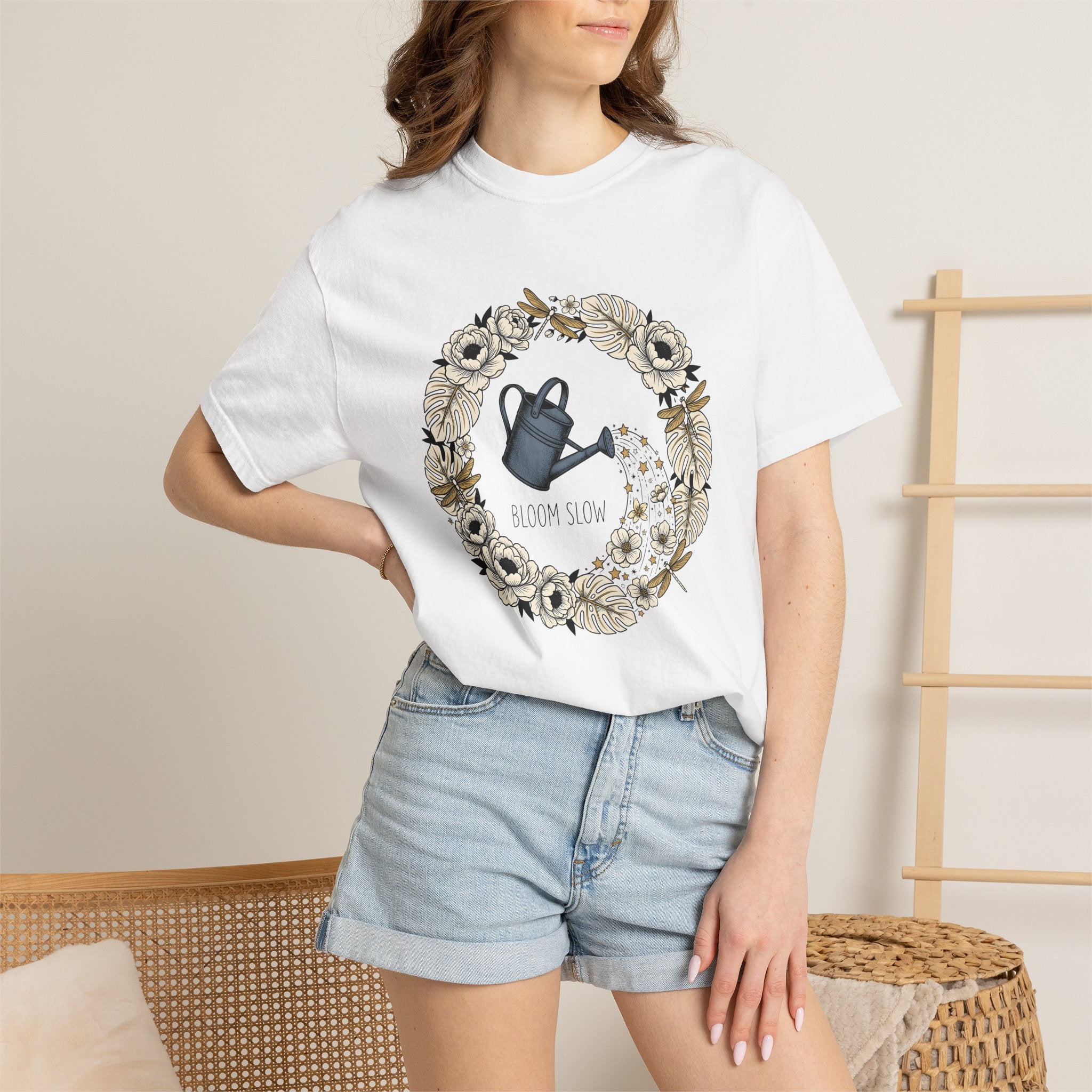 Flower Wreath Shirt Floral Plants Gift Women Floral Tee Wreath T-Shirt Flower Fan Floral Art Tshirt Greenery Graphic Retro Garden Watering